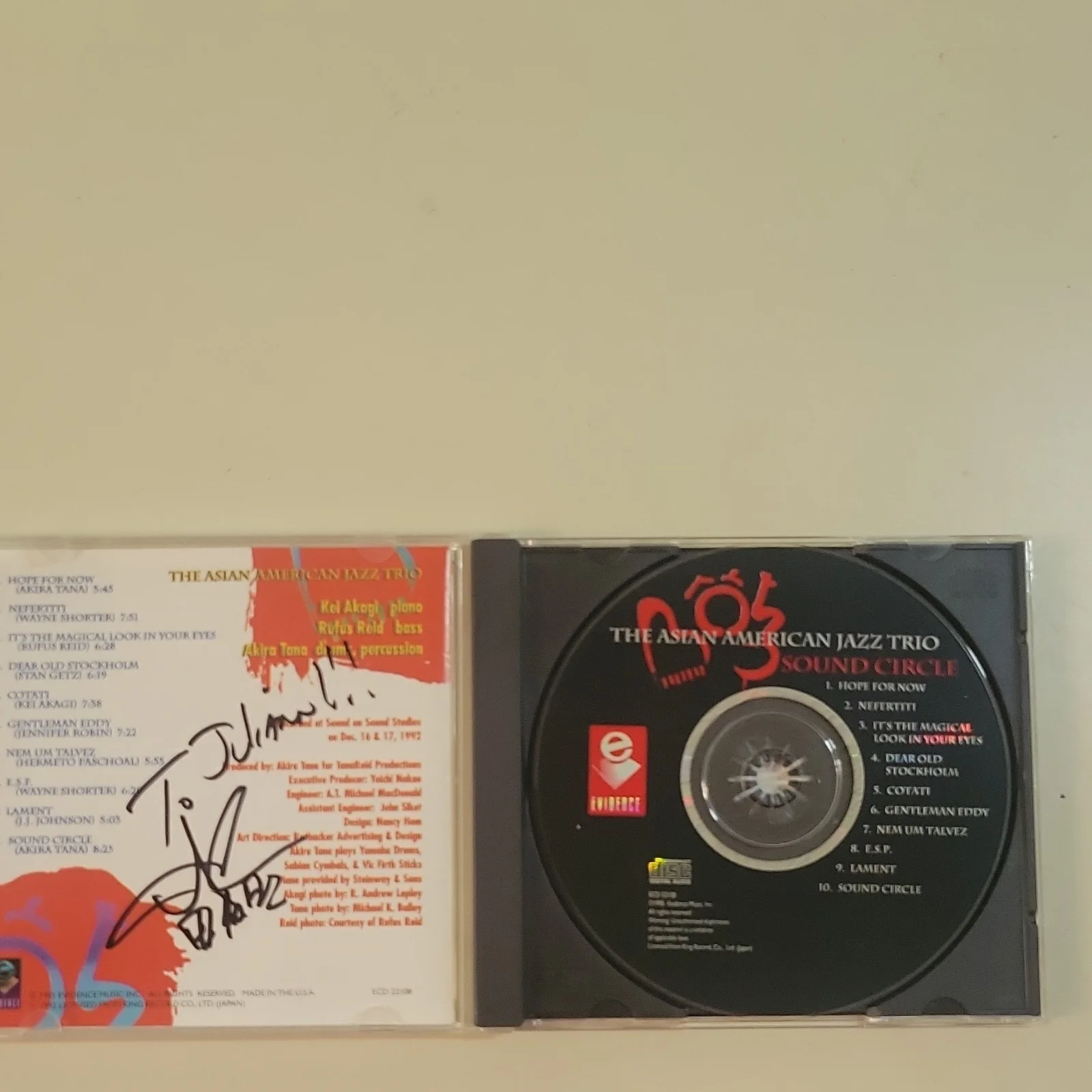 Asian American Jazz Trio Signed CD Sound Circle with Booklet autographed, image 3