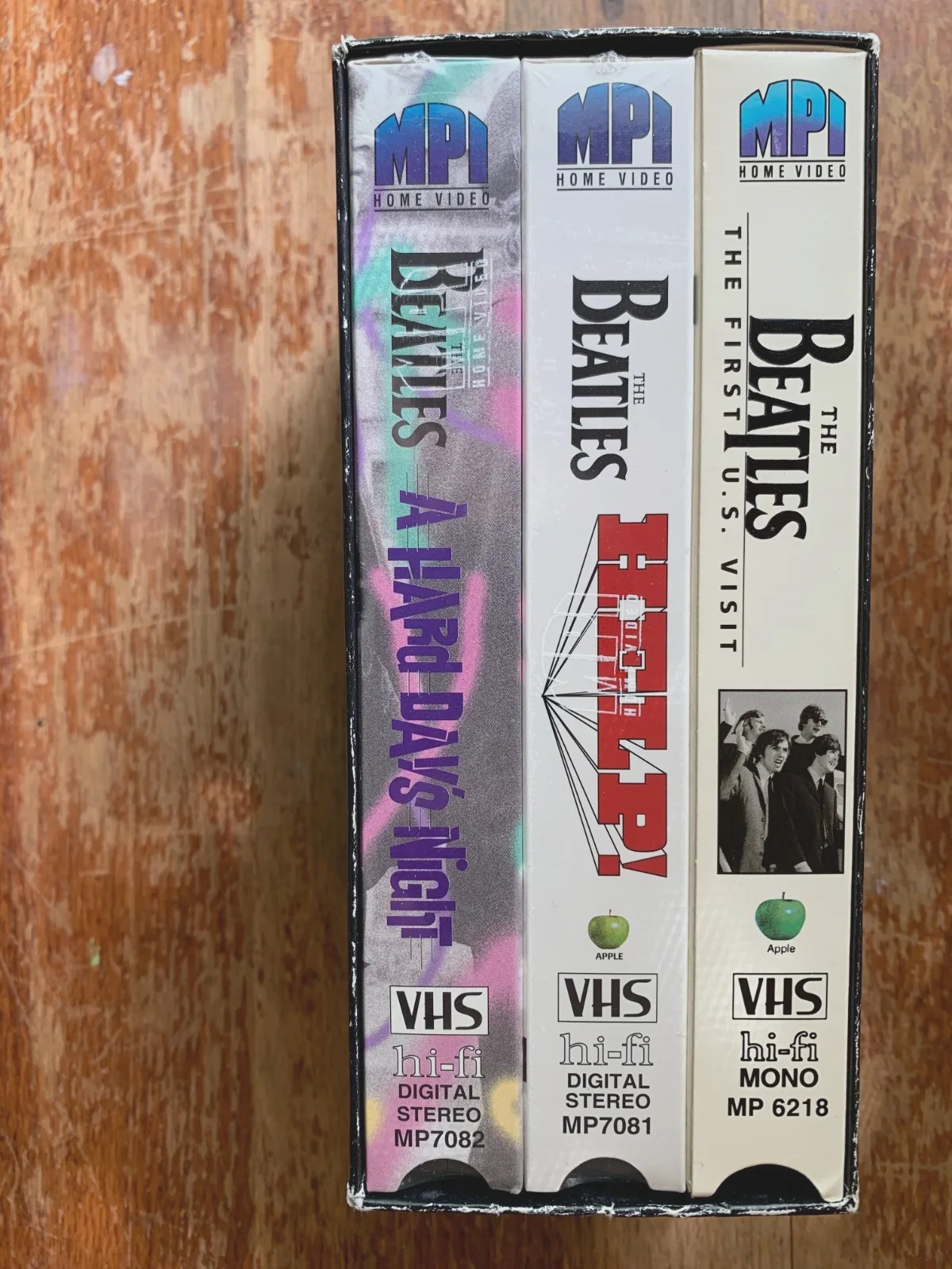 BEATLES Collection 3 VHS VIDEO TAPES 2 Stereo Sealed 1 Mono Music Recordings, изображение 3