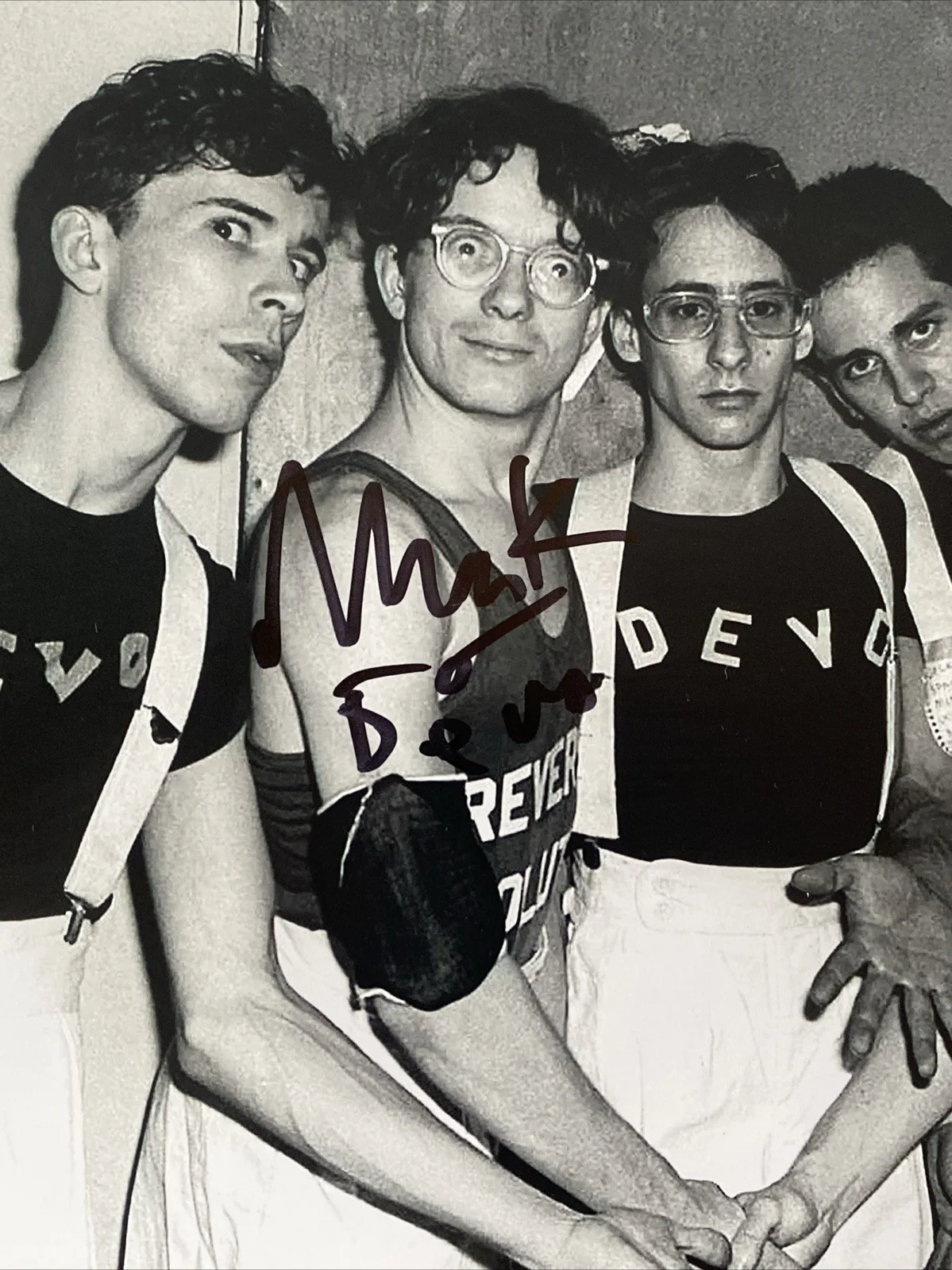 Gerald Casale, Mark Mothersbaugh — Mark Mothersbaugh & Gerald Casale Autographed 8x10 Photo DEVO Band, изображение 2