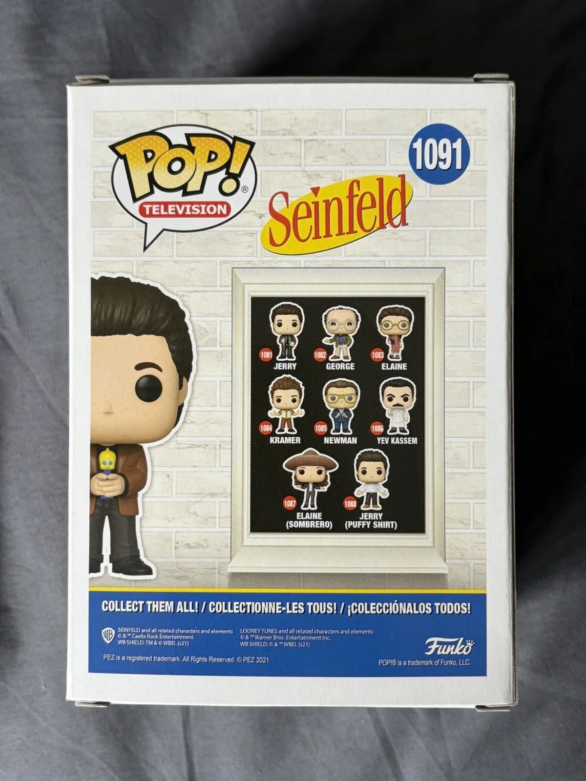 Jerry Seinfeld — Jerry Seinfeld Signed Funko Pop Walmart Jerry With Pez #1091 Autographed JSA COA, image 5