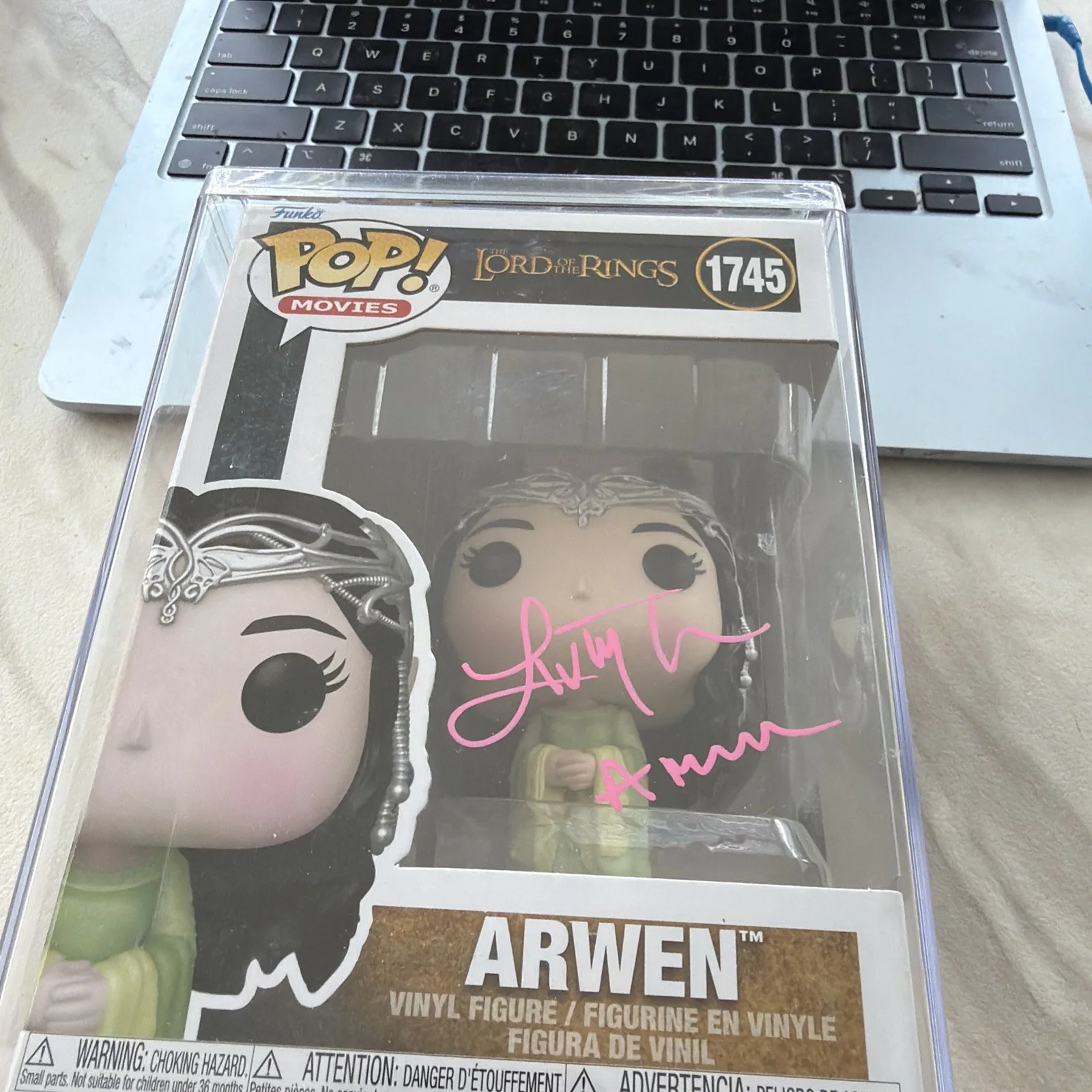Liv Tyler — Liv Tyler Signed Arwen The Lord of The Rings Funko with CN and Official Pix COA