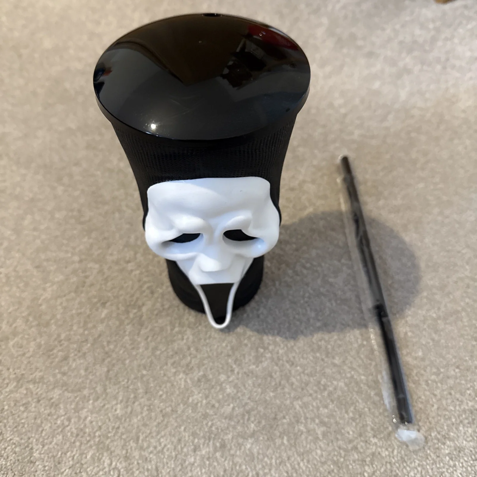 Scream 7 - Ghostface Gripper Cup - 2026 Exclusive With Straw, image 2