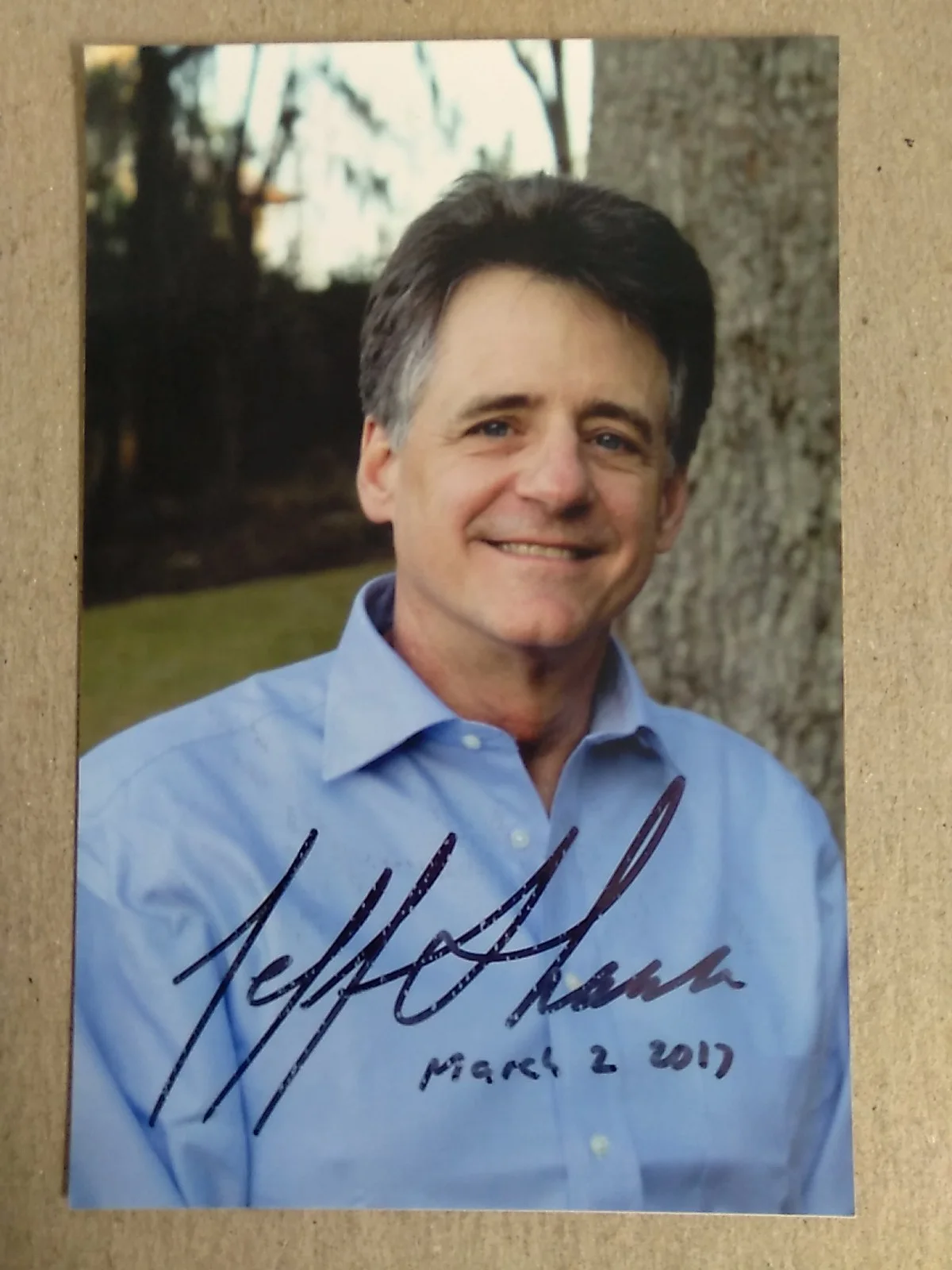 John Saara American Novelist Autographed 6x4 Photo Signed, image 2