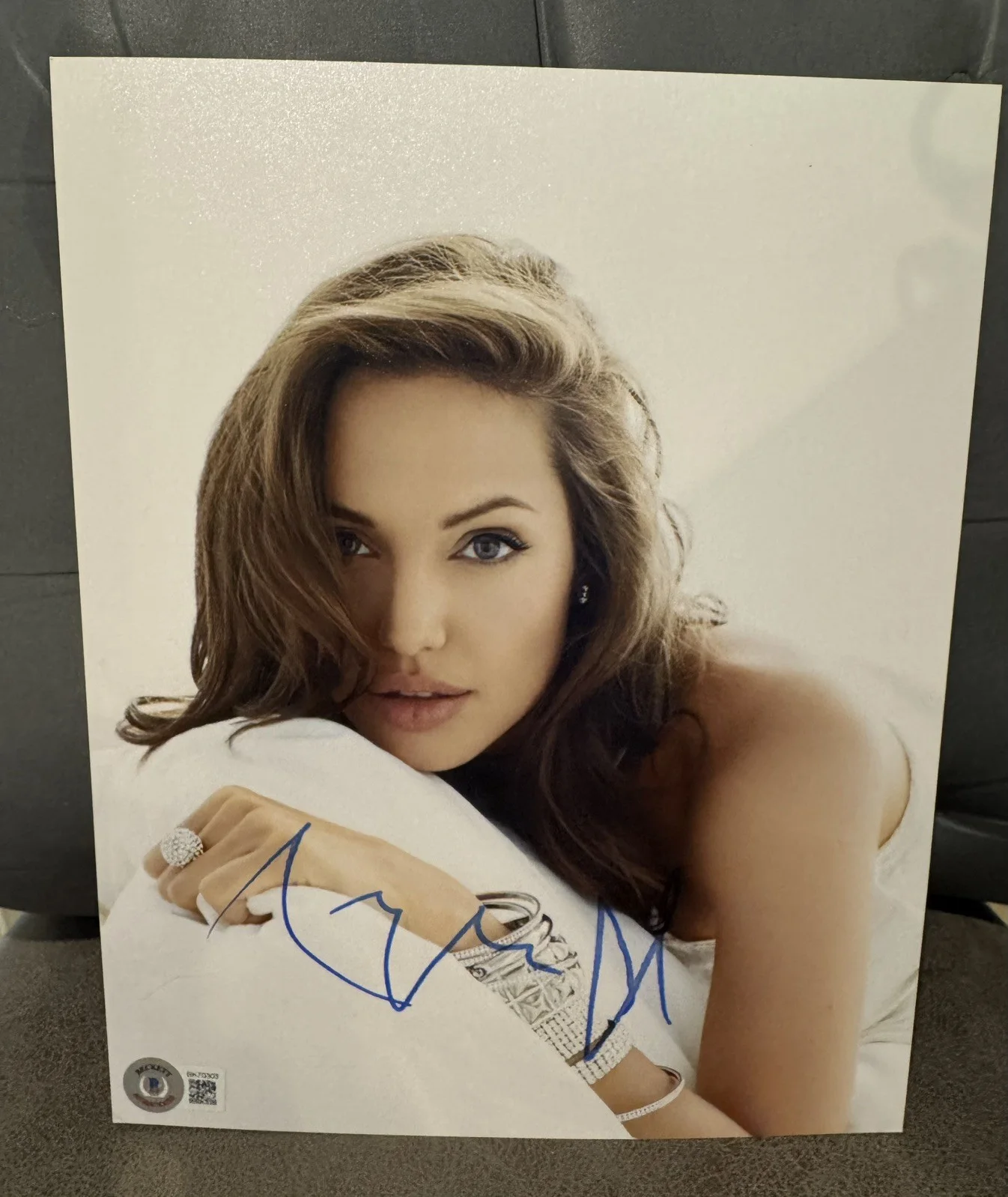 Angelina Jolie — 🎥 ⭐️ 👩 Angelina Jolie Autographed Signed 8x10 Photo BAS COA Beckett Authent
