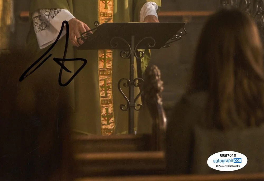 ANDREW SCOTT — Andrew Scott signed "FLEABAG" 8x10 Photo PROOF a RIPLEY The Priest ACOA COA, image 5