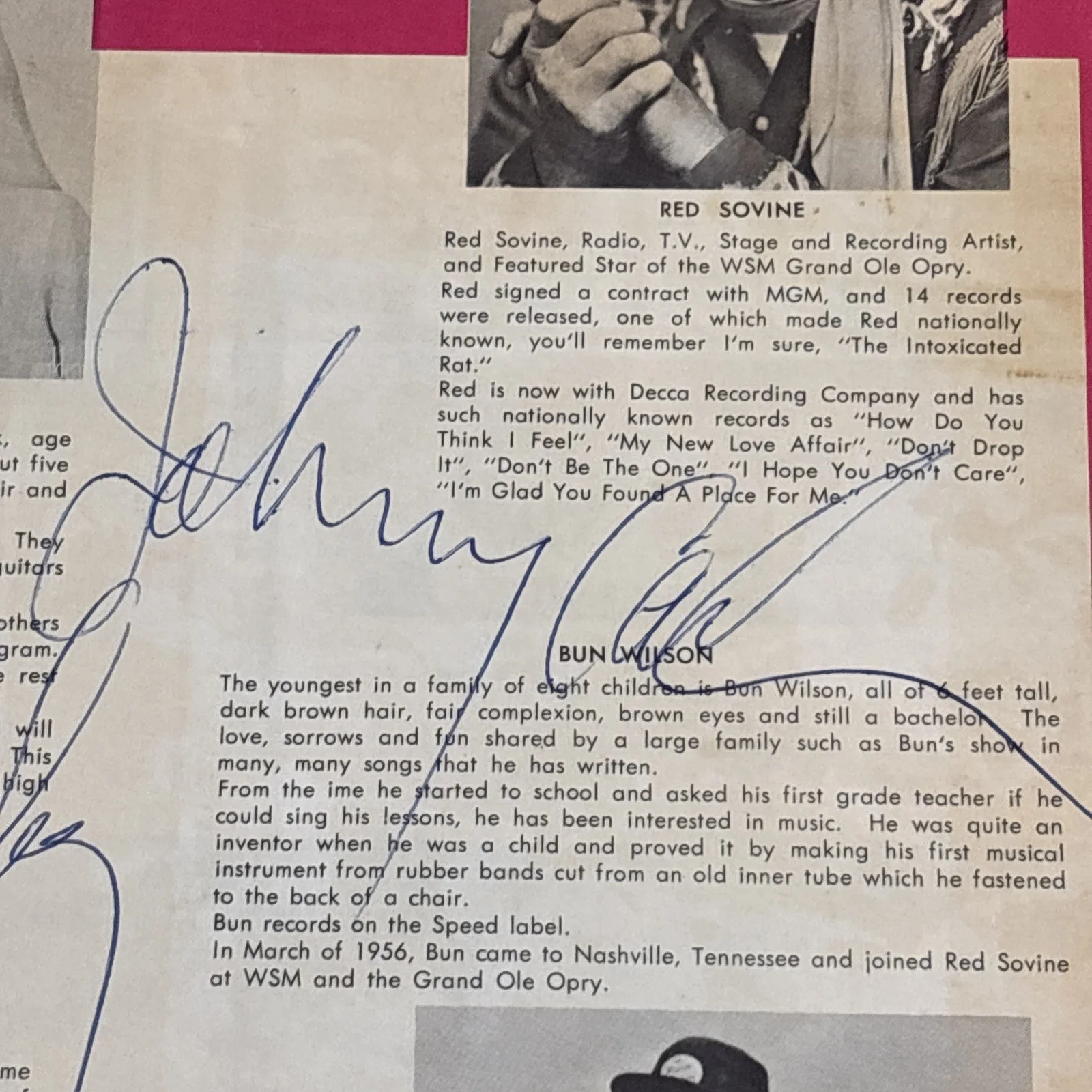 JOHNNY CASH Double SIGNED Parade of Stars Souvenir Scrapbook (1950s) PSA DNA COA, изображение 5