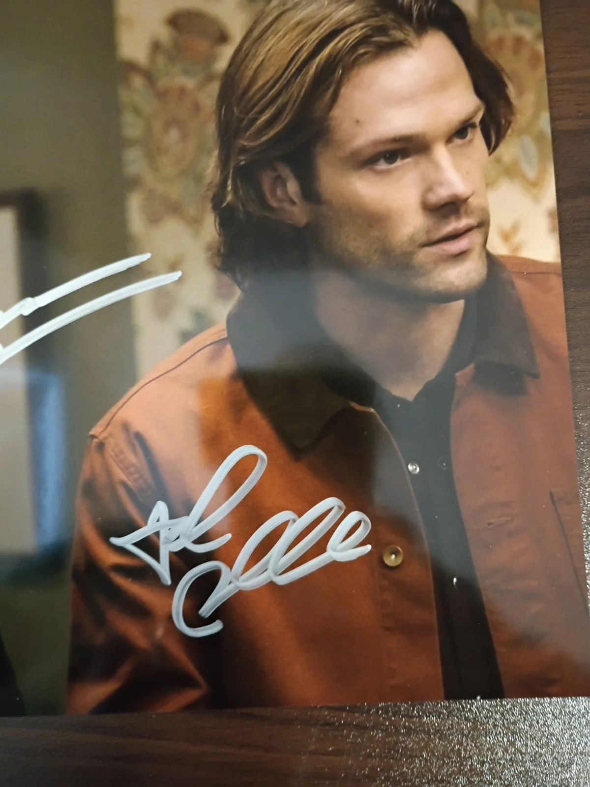 Jared Padalecki / Jensen Ackles — Supernatural Jared Padalecki / Jensen Ackles Signed 8x10 COA W/Matching Sticker, image 3