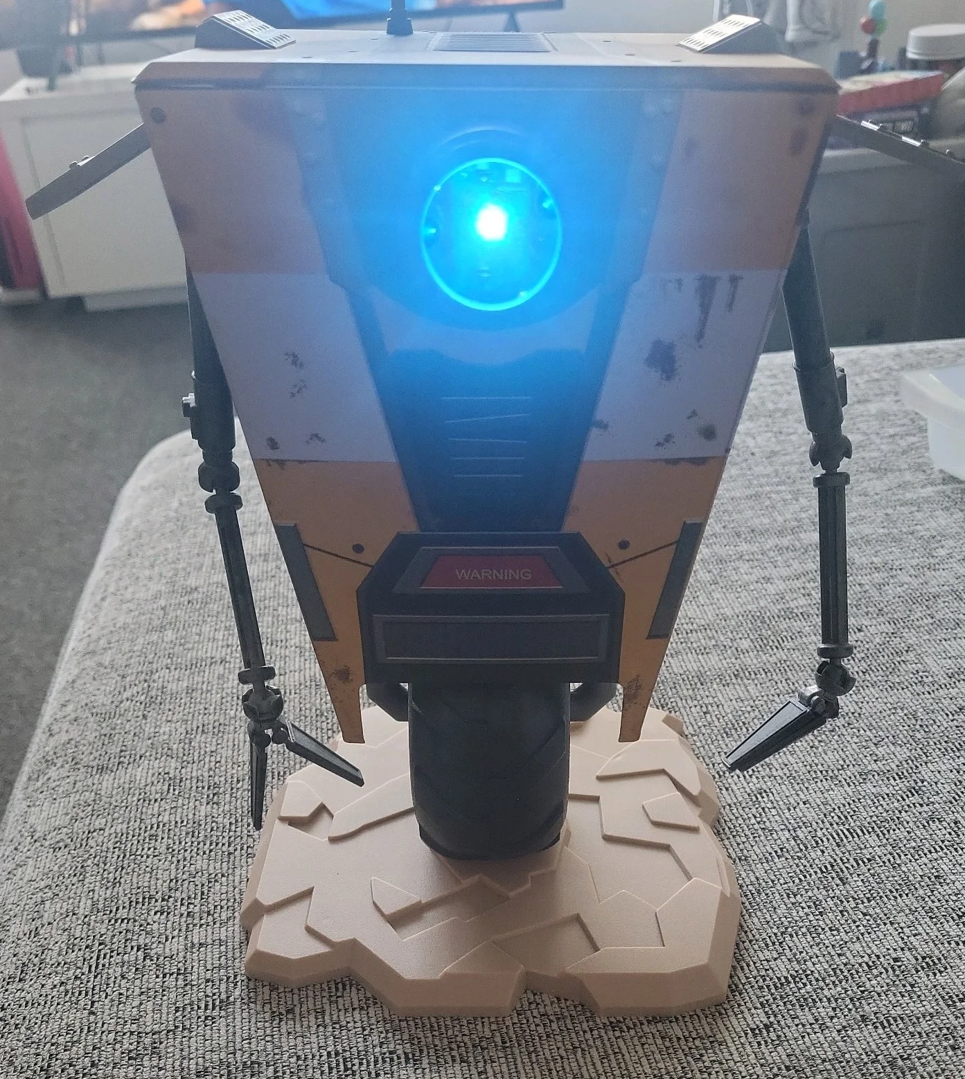 Borderlands Claptrap Odeon Exclusive Light-Up Popcorn Bucket, image 2