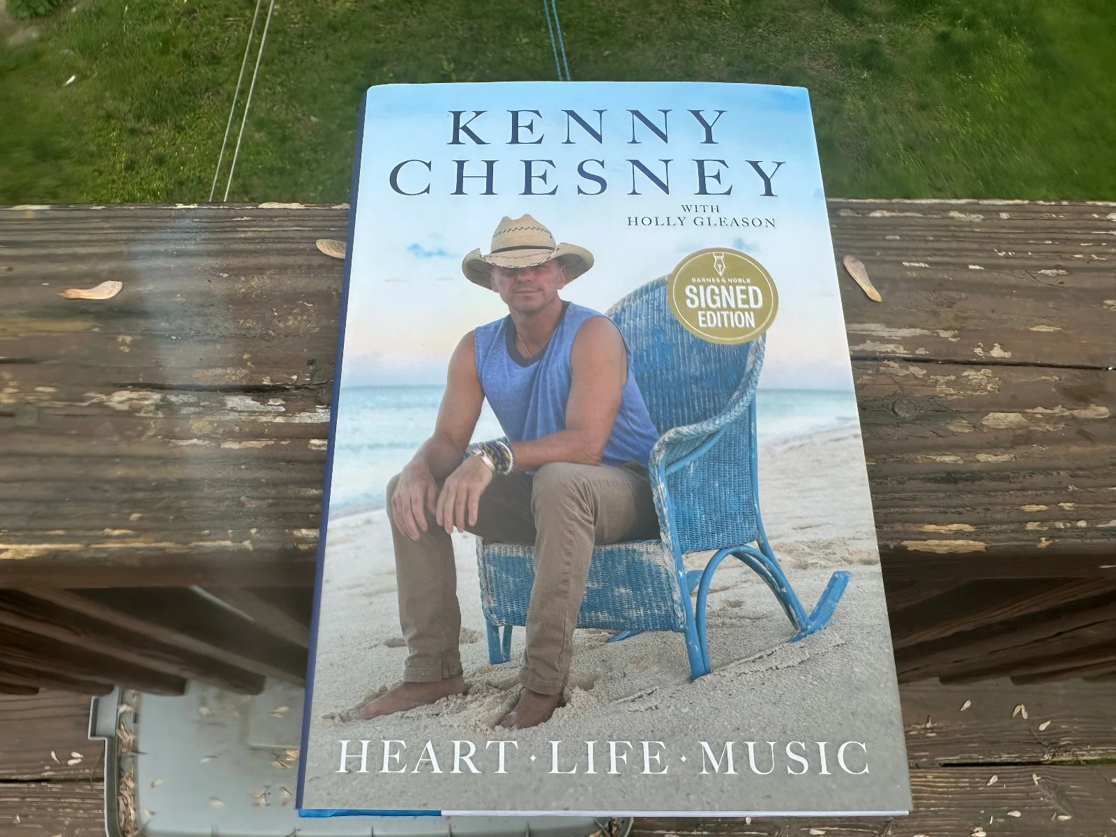 Kenny Chesney Collection Signed book, tour glass and DVD, image 2