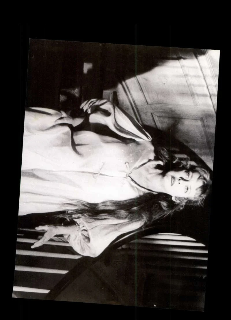Angie Dickinson — Angie Dickinson PSA DNA Coa Signed 8x10 Photo Autograph 2, изображение 2