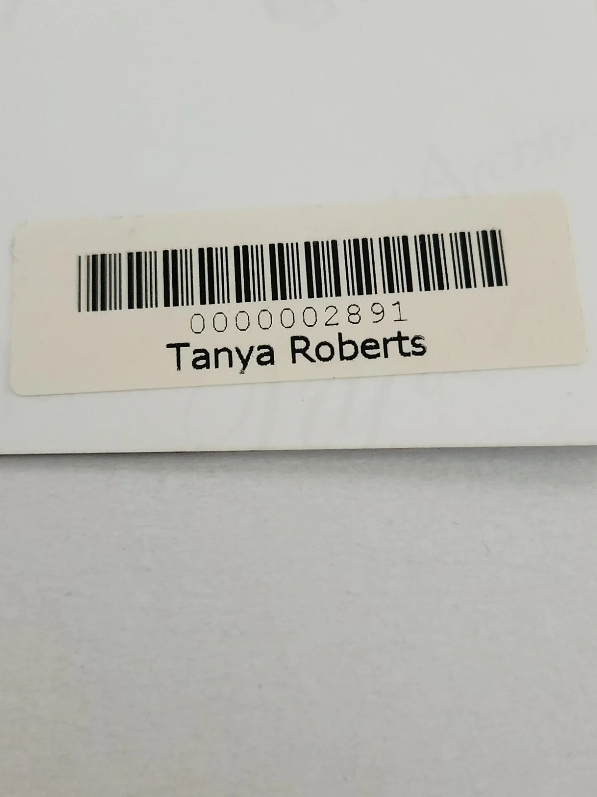 Tanya Roberts Signed Autographed 8x10" Photograph AW COA Sexy Portrait, изображение 3