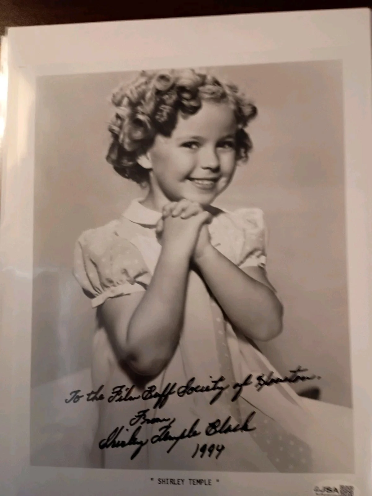 Shirley Temple — SHIRLEY TEMPLE Signed Autographed 8x10 Photo..CHILD STAR (d.2014) JSA COA