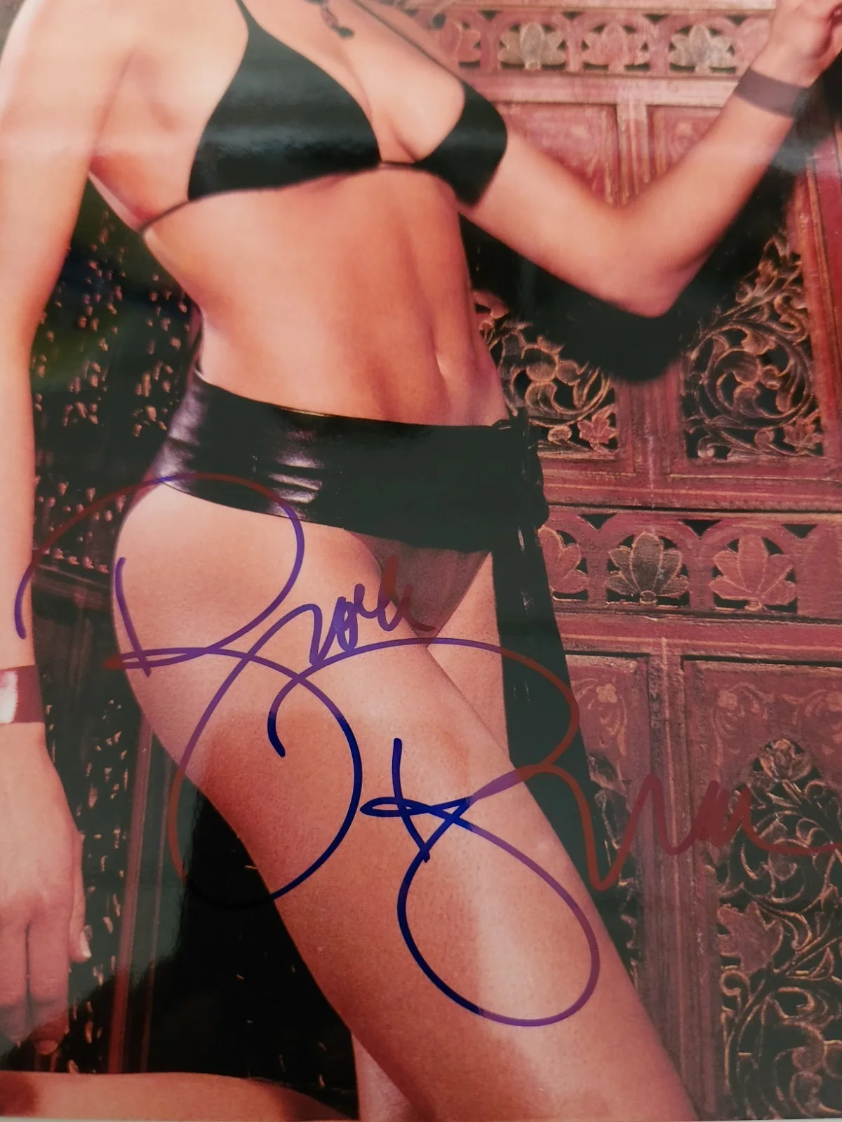 Brooke Burns Signed Autographed 8x10" Photograph AW COA Baywatch Sexy Portrait, изображение 2