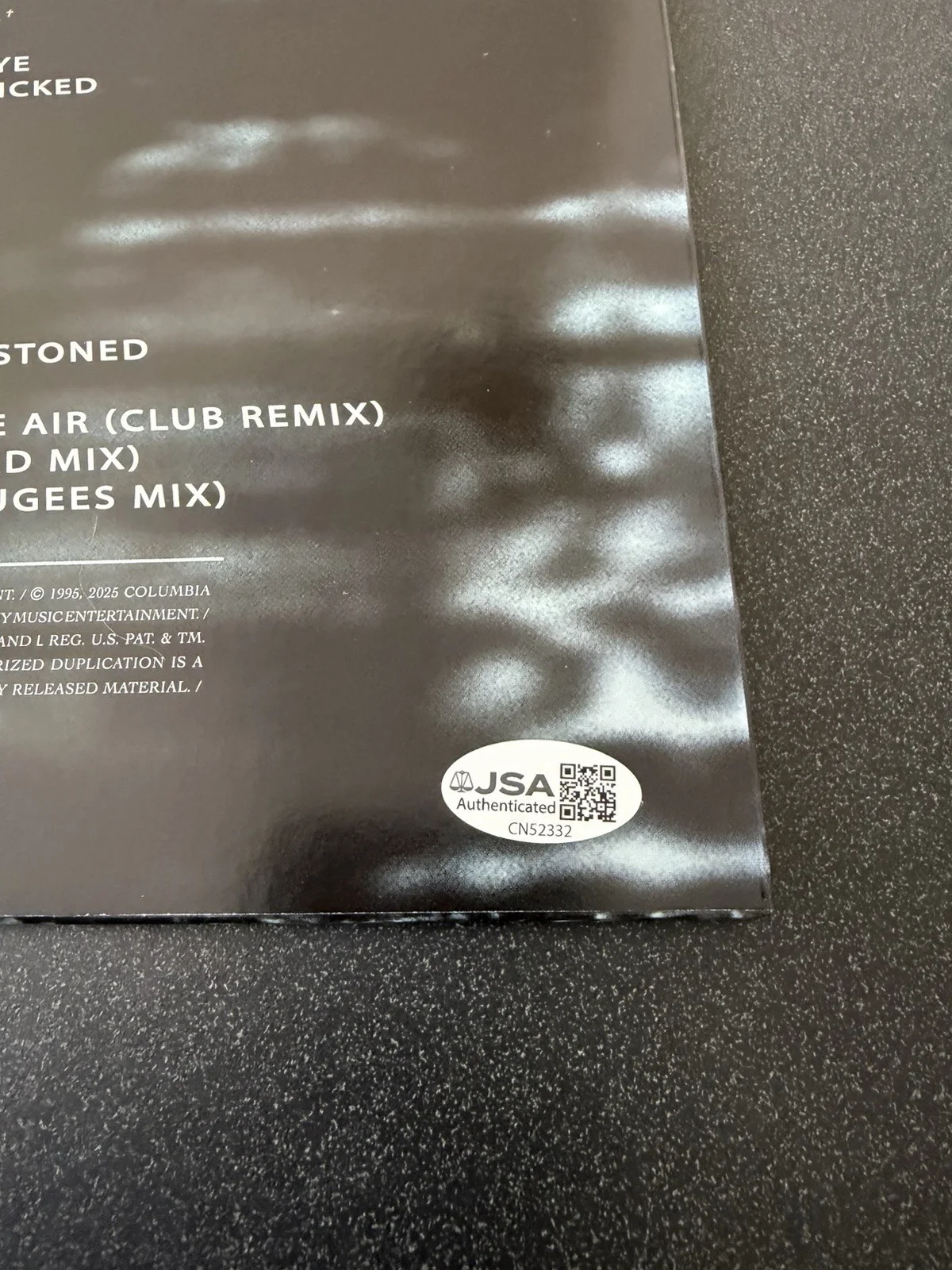 B-REAL, SEN DOG & ERIC BOBO SIGNED CYPRESS HILL TEMPLES OF BOOM VINYL LP JSA COA, изображение 4
