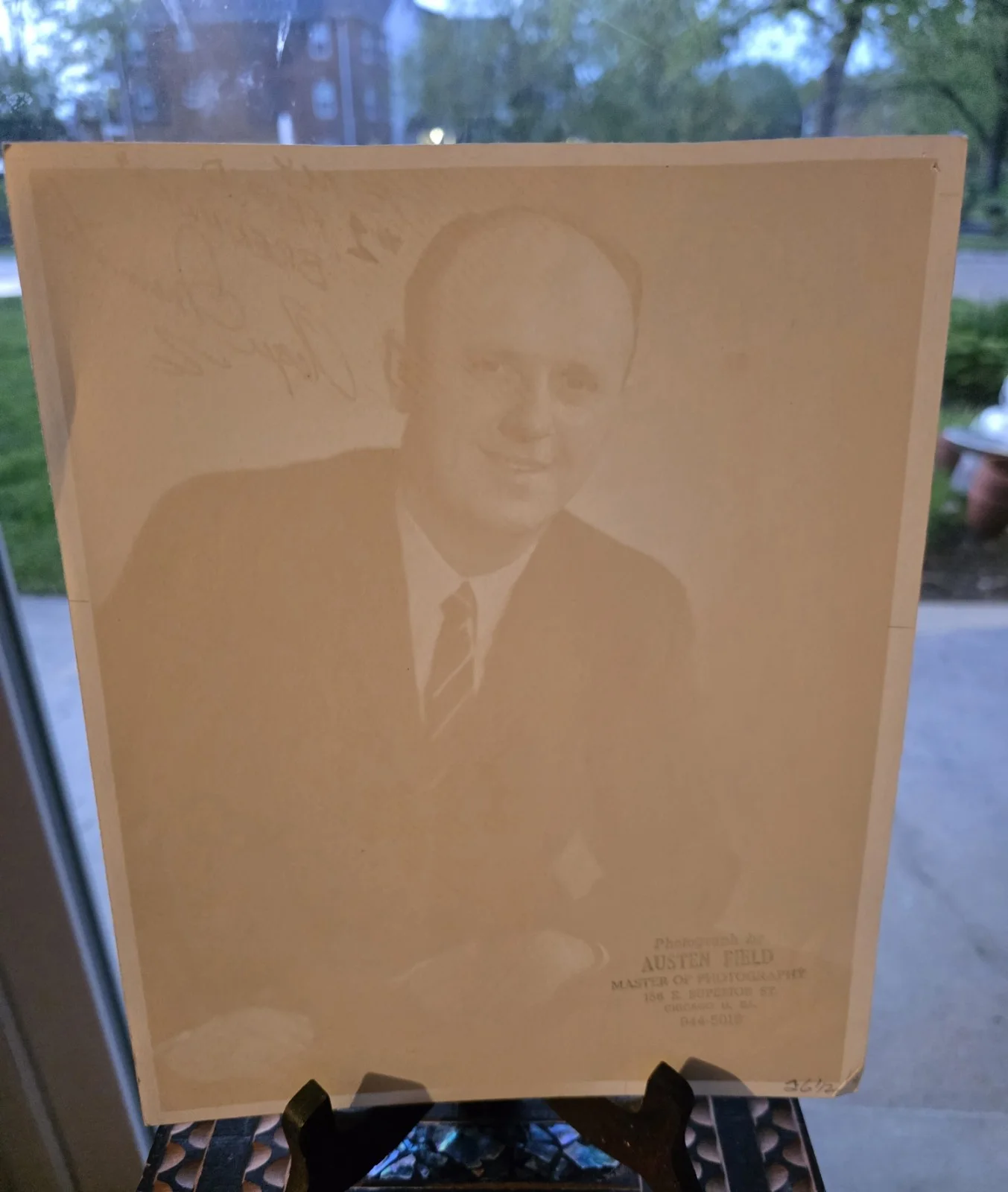 vintage signed Press Photo of actor Werner Klemperer, image 4