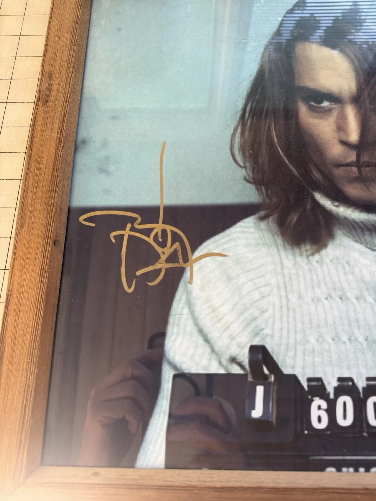 Johnny Depp Signed Mugshot Framed Photo PSA DNA Certified Authentic Auto 23x19, изображение 2