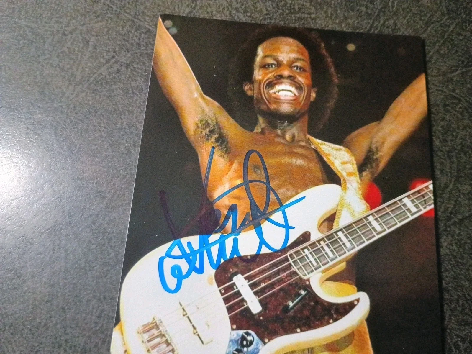 NILE RODGERS Hand Signed Autograph 4X6 Photo / MUSICIAN GUITARIST -CHIC, изображение 2