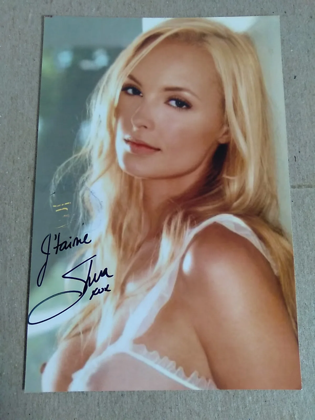 Shera Bechard Canadian Model And Actress Autographed 6x4 Photo, image 2