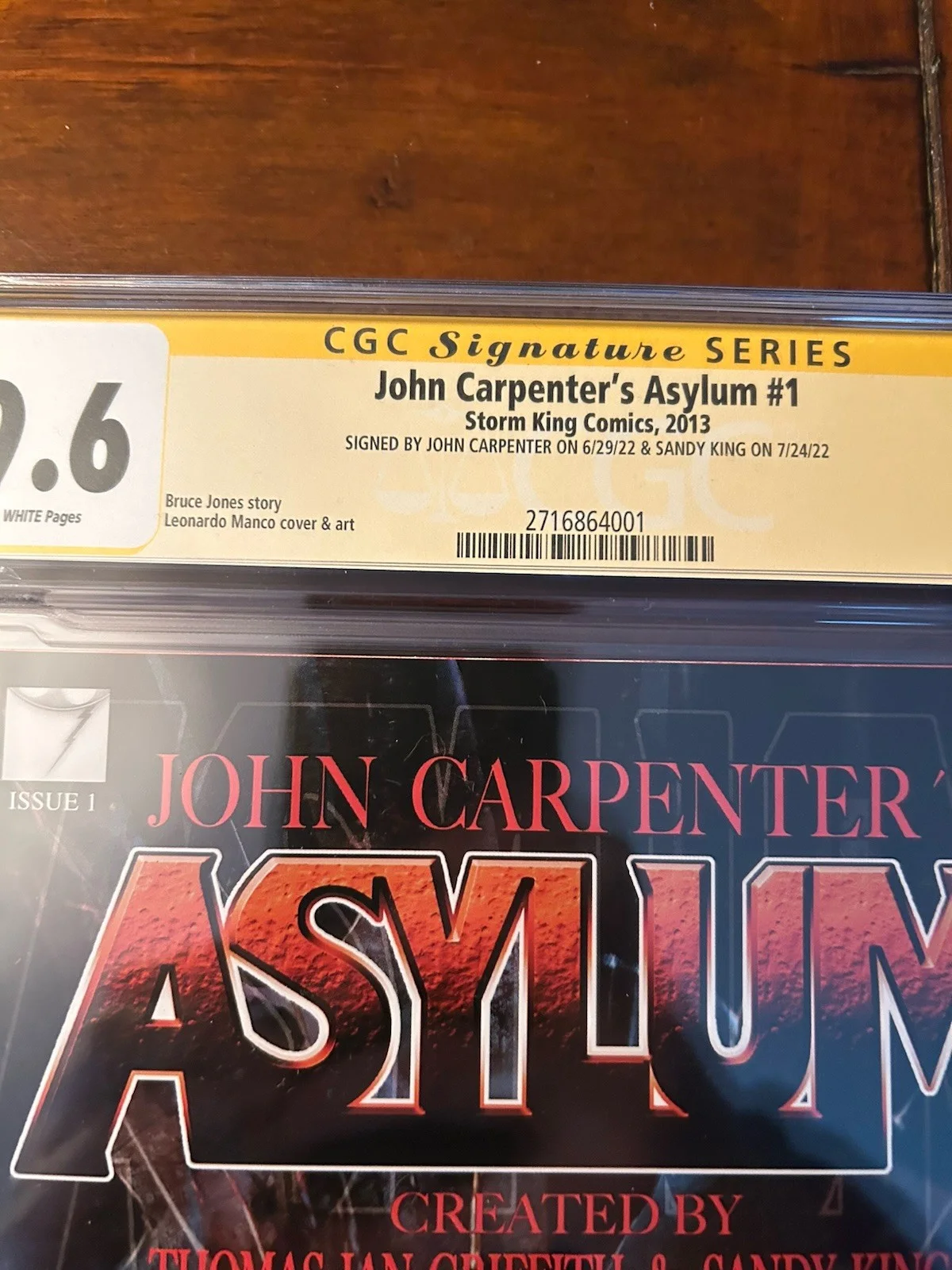 John Carpenter, Sandy King — Signed by JOHN CARPENTER & SANDY KING on Comic : ASYLUM#1 : SS CGC 9.6, image 2