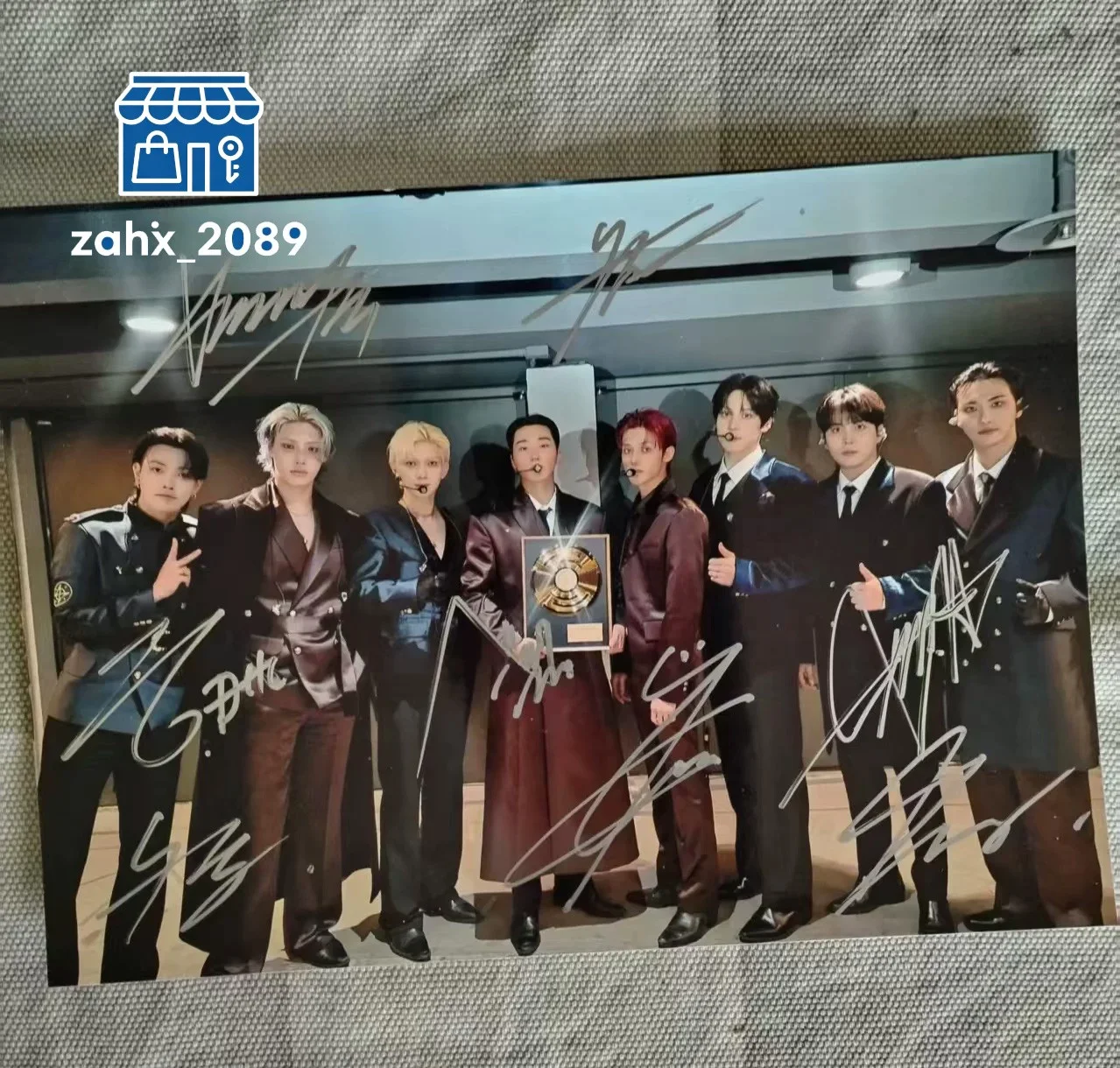 ATEEZ — ATEEZ Autographed Hand Signed Photo 4*6 First-hand supply