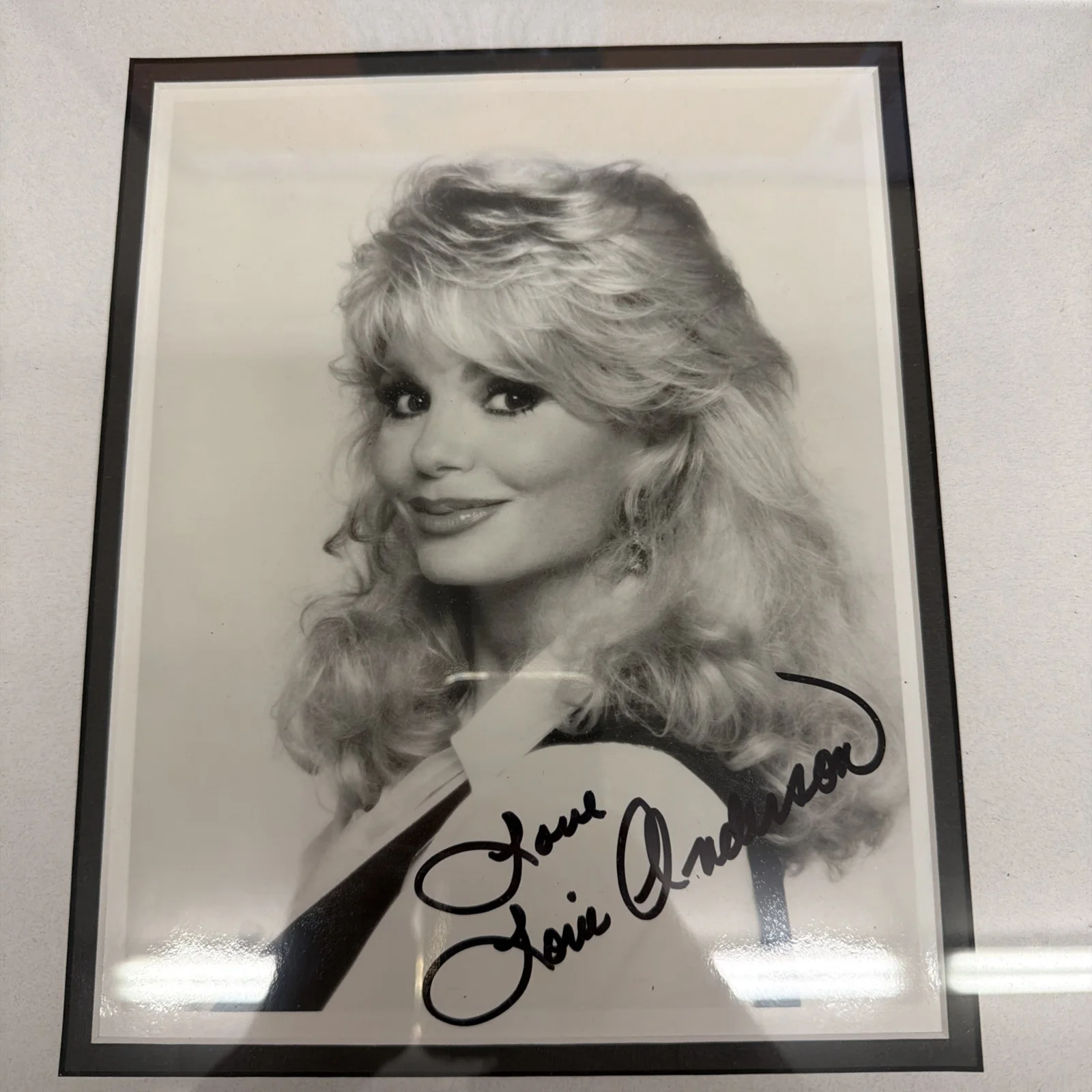 Loni Anderson Signed Photograph Framed, image 2