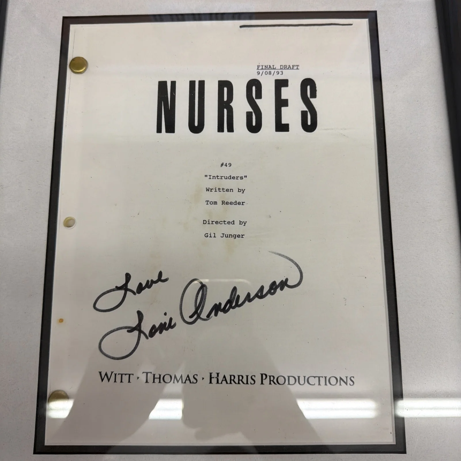 Nurses Sitcom Script Final Draft Signed By Loni Anderson Framed 09/08/1993, image 2