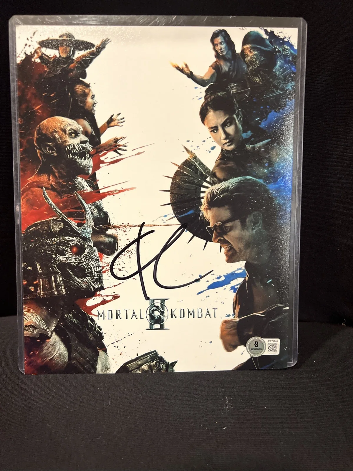 Karl Urban — Karl Urban Signed Autograph Mortal Kombat 2 8X10 Photo Beckett Holo B