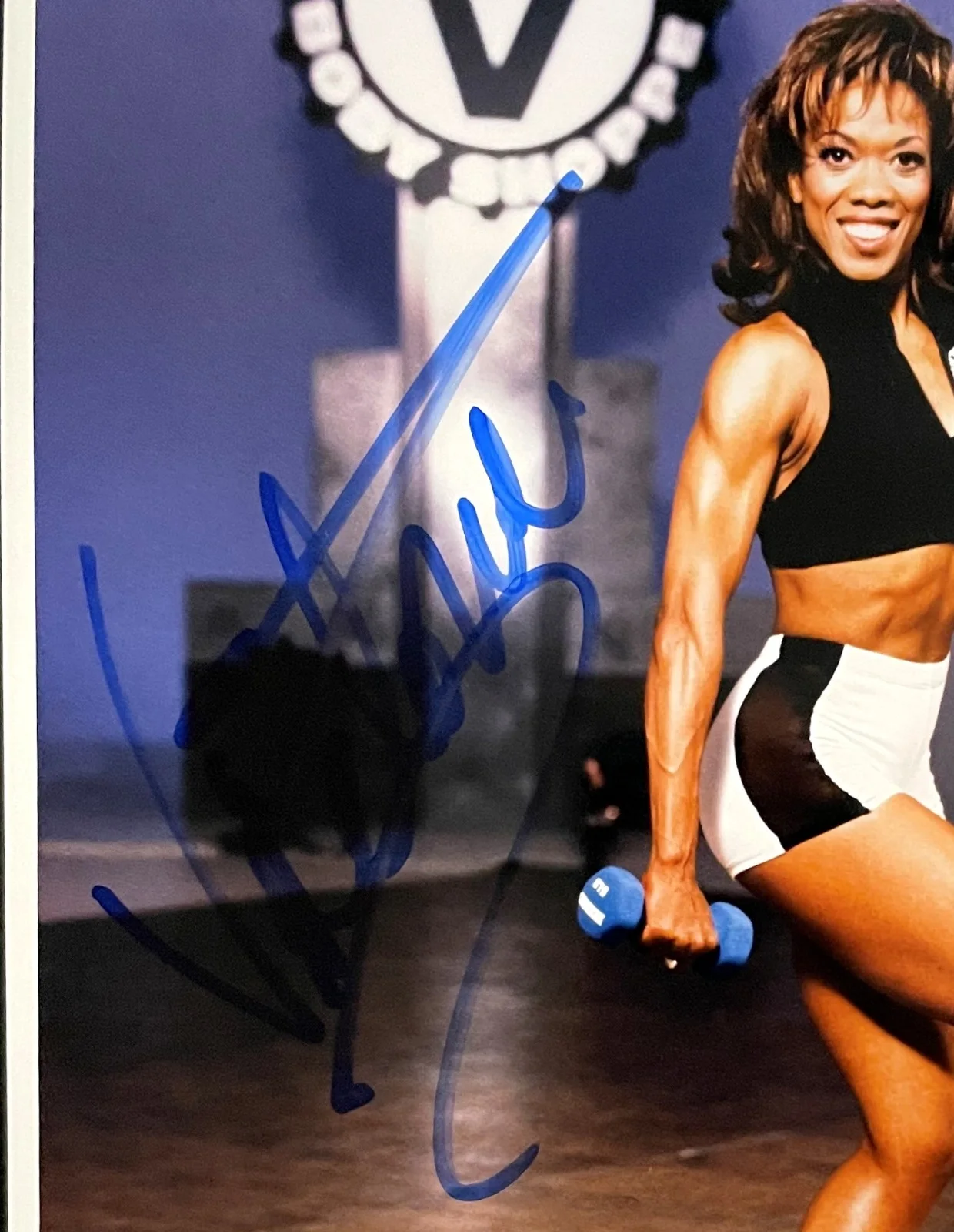 Victoria Johnson — Victoria Johnson - Fitness Model and Trainer - Autographed Color Photo Set, изображение 3