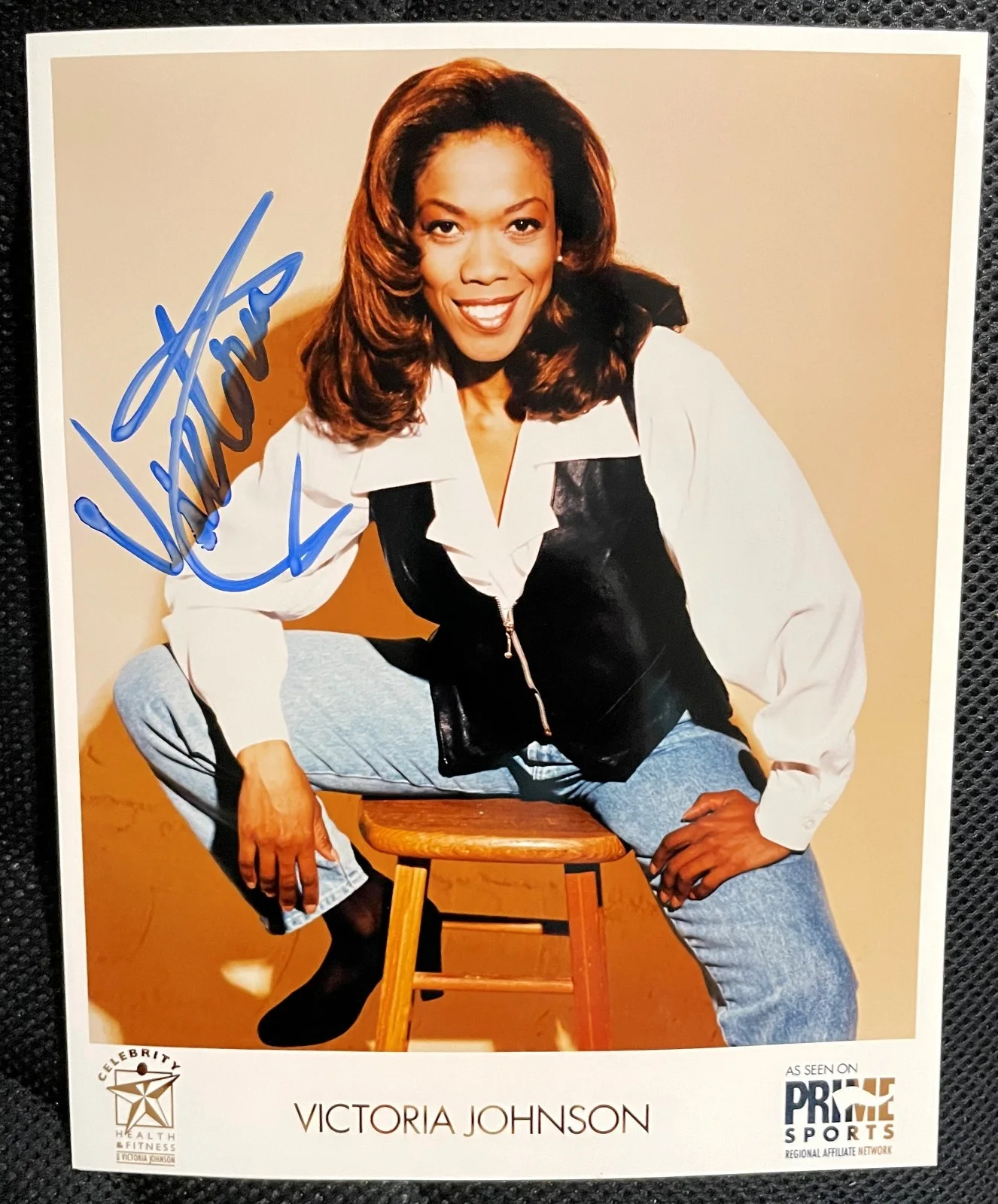 Victoria Johnson — Victoria Johnson - Fitness Model and Trainer - Autographed Color Photo Set, изображение 4