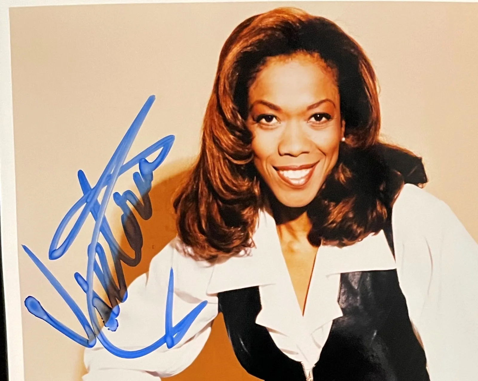 Victoria Johnson — Victoria Johnson - Fitness Model and Trainer - Autographed Color Photo Set, изображение 5