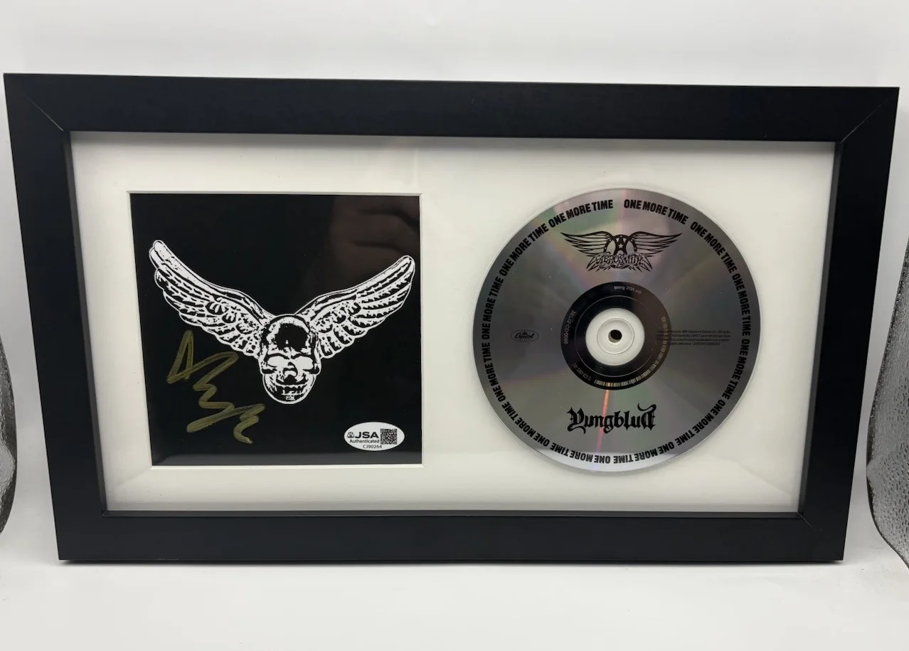 Yungblud Signed One More Time EP Aerosmith Insert FRAMED JSA COA, image 3