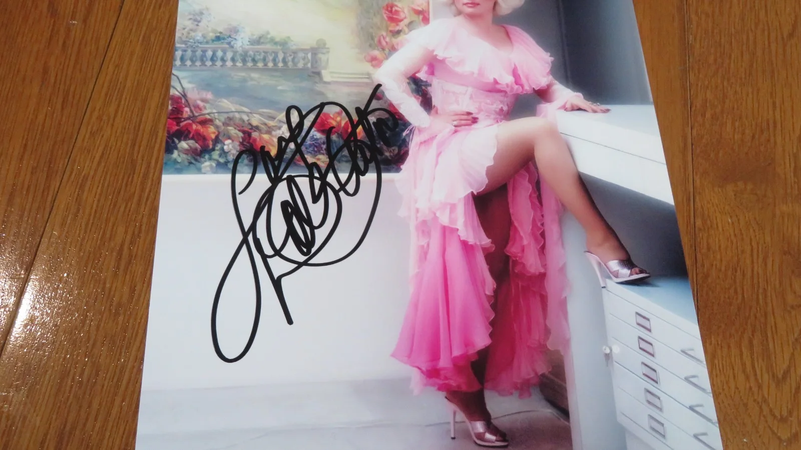 Dolly Parton Autographed Hand Signed 8x10 Photo, image 3
