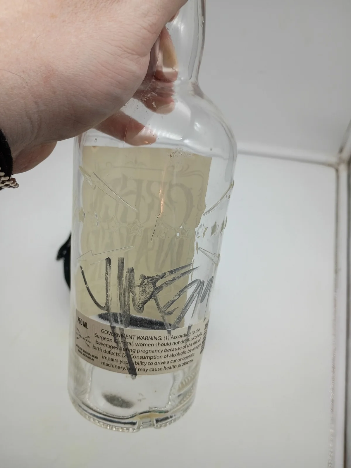 YELAWOLF Signed In Person Autograph 2019 STL Empty Creek Water Bottle & Bandanna, изображение 5