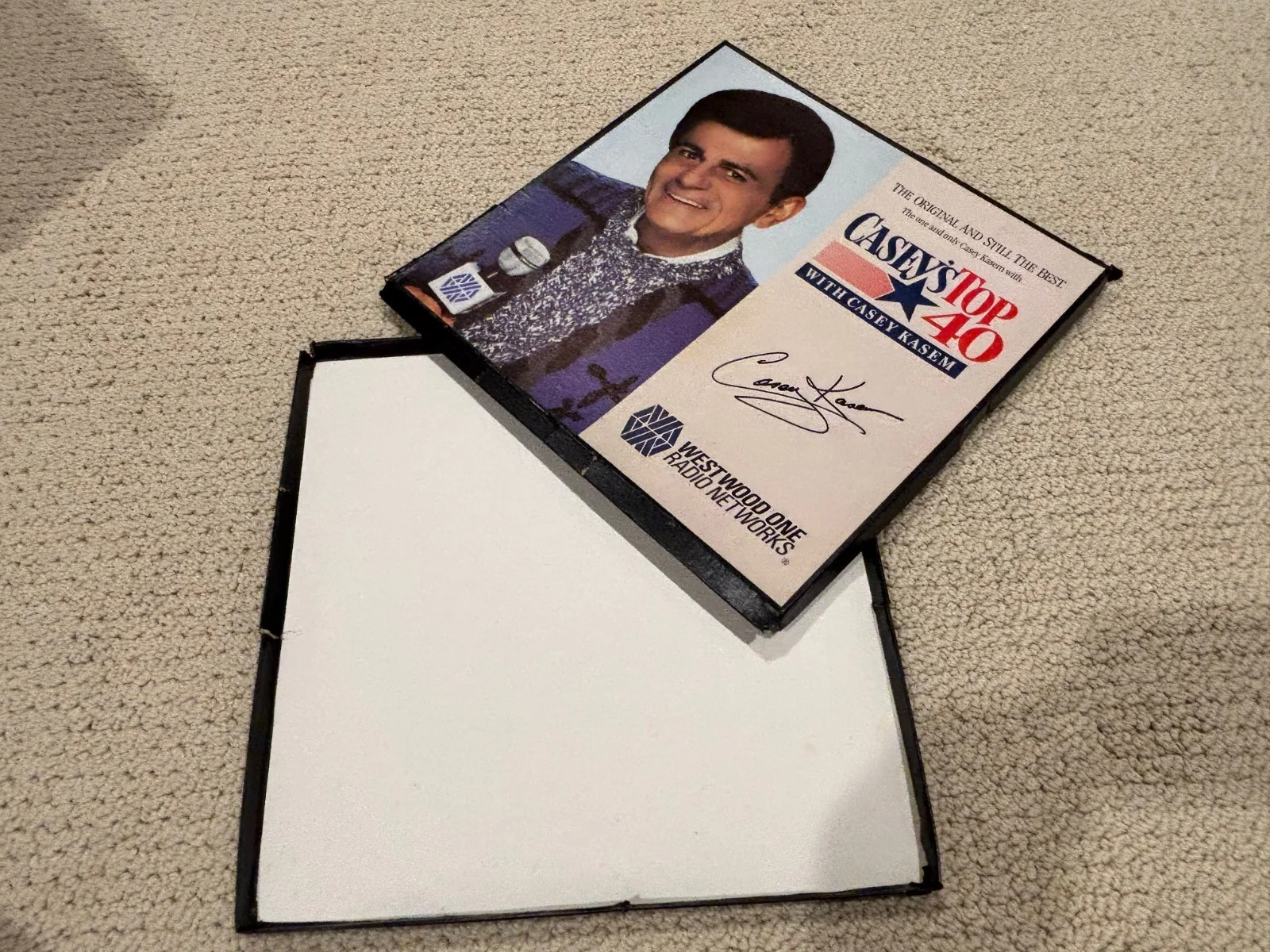Casey Kasem – Signed, Casey's Top 40 Show January 21, 1995. 3 CDs of the show., изображение 5