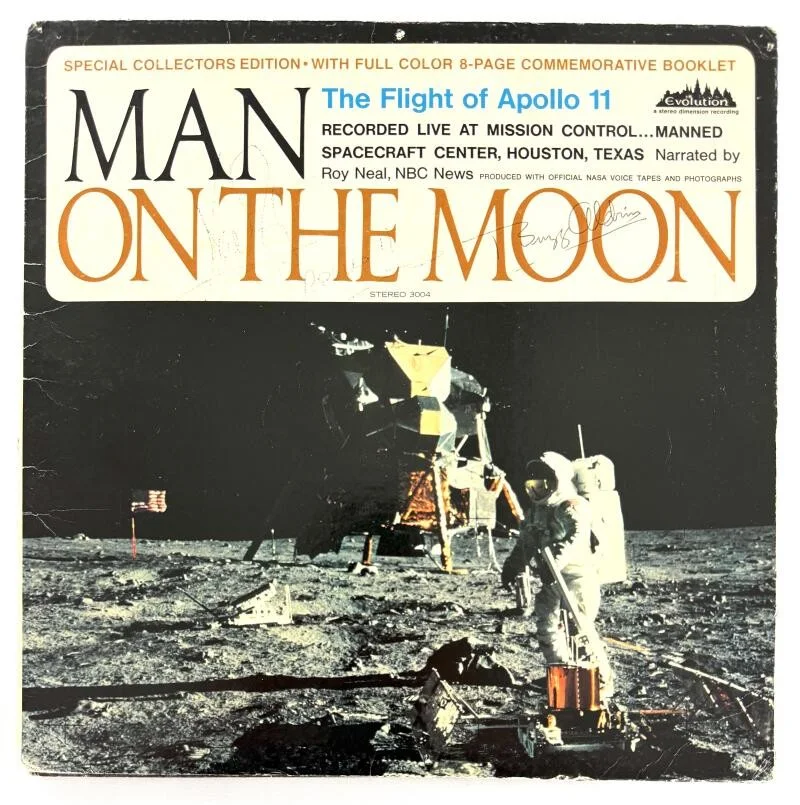 Buzz Aldrin, Neil Armstrong — Buzz Aldrin & Neil Armstrong Signed Autograph Apollo 11 Album Record w/ JSA COA