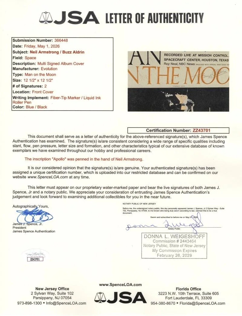 Buzz Aldrin, Neil Armstrong — Buzz Aldrin & Neil Armstrong Signed Autograph Apollo 11 Album Record w/ JSA COA, изображение 4