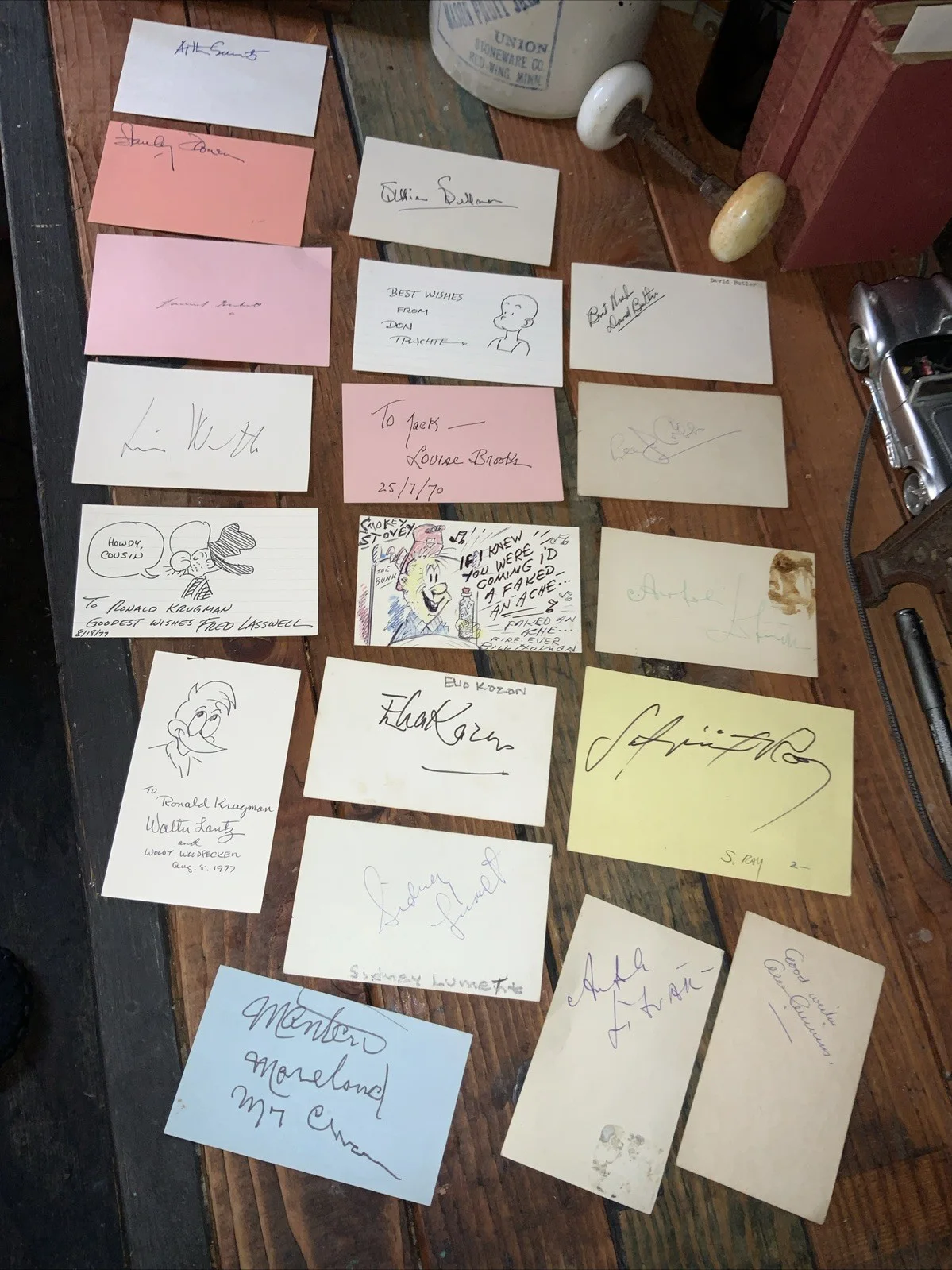Various Names — LOT OF 19 SIGNED RARE 3x5 Index Cards of "TELEVISION Cartoons And Movie Stars”, изображение 2