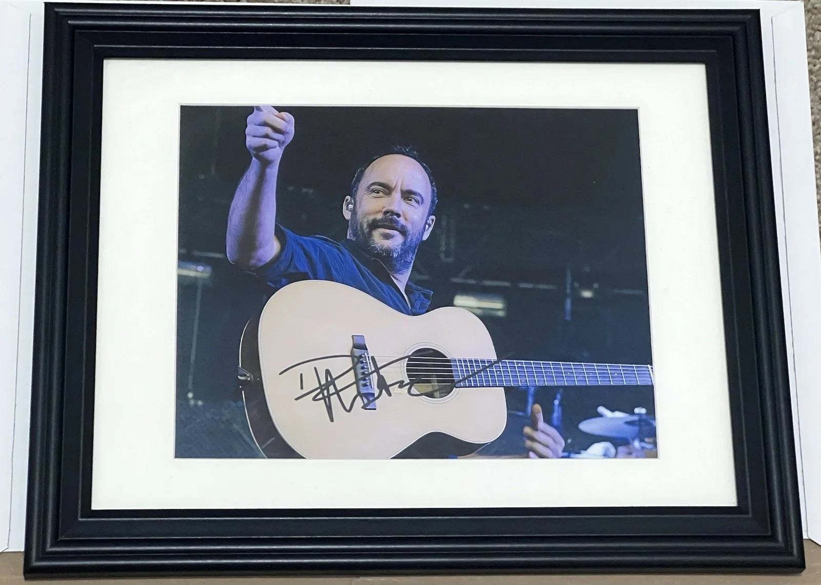 DAVE MATTHEWS Autographed signed 8 X 11.5 photo Fully Framed, image 4