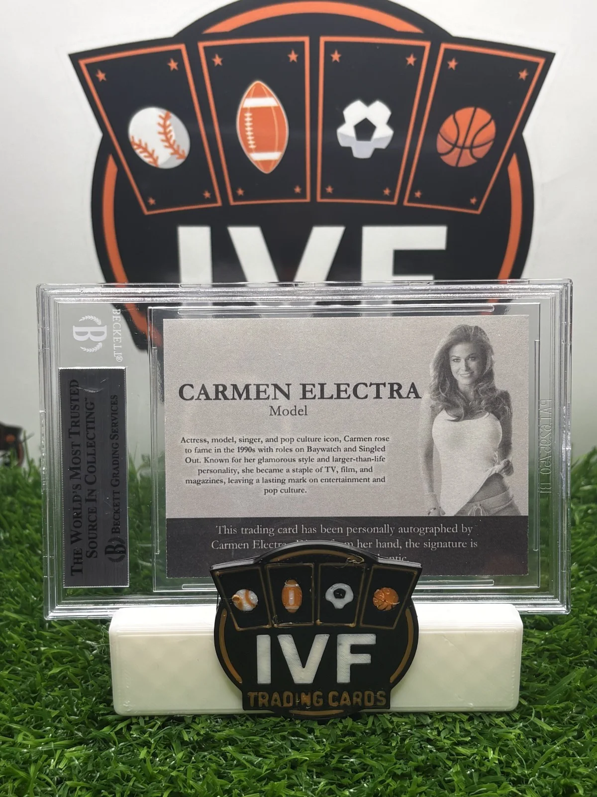 Carmen Electra Autograph Encased Beckett Authentication, image 2