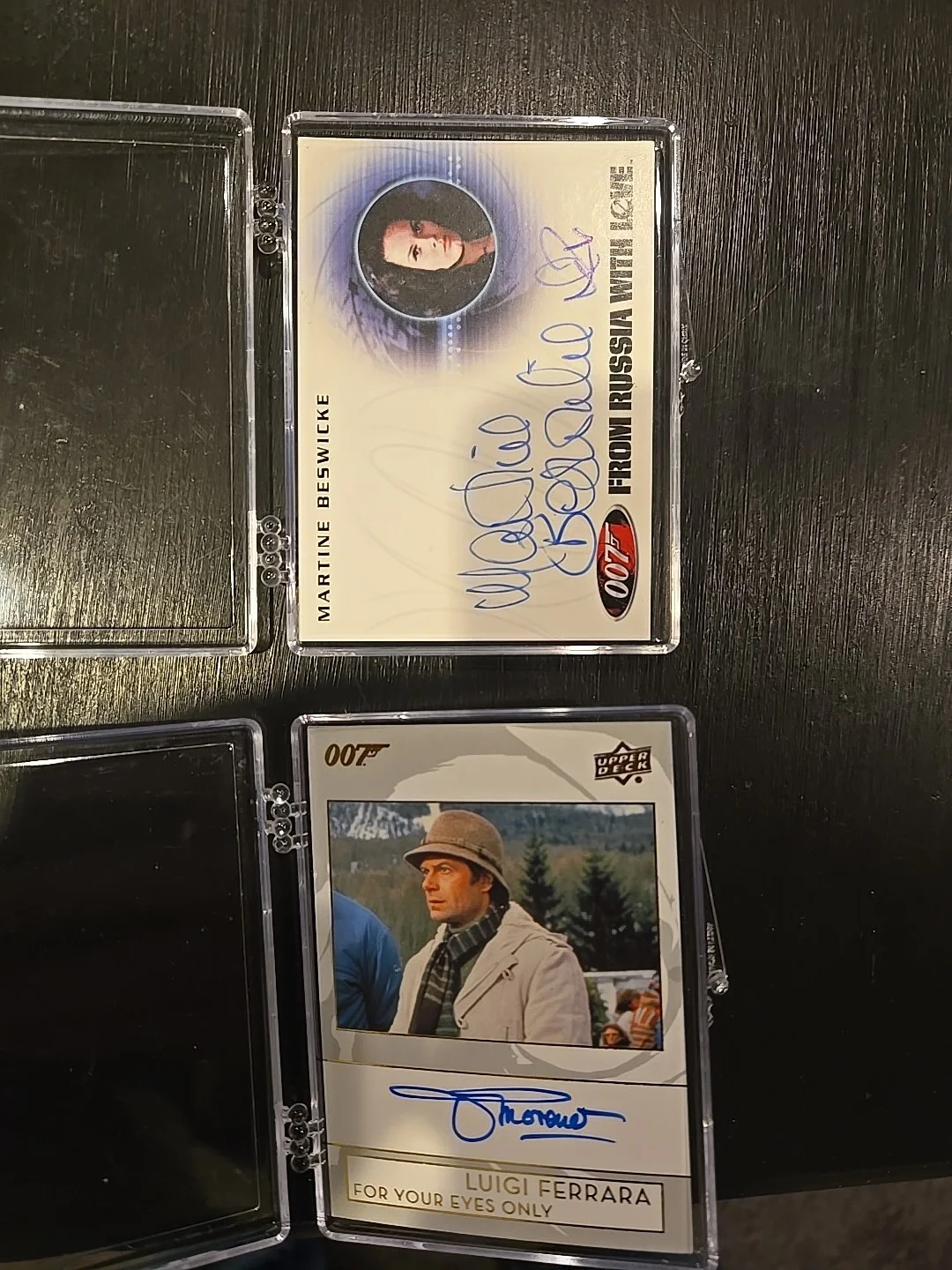 ​James Bond 007 Autograph Lot (2) Martine Beswicke & John Moreno Luigi Ferrara, изображение 3