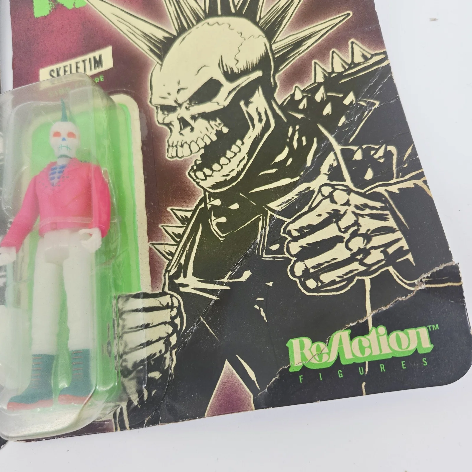 Tim Armstrong Rancid ReAction Skeletim Super7 3.75 Figure Bent Cardboard, image 2