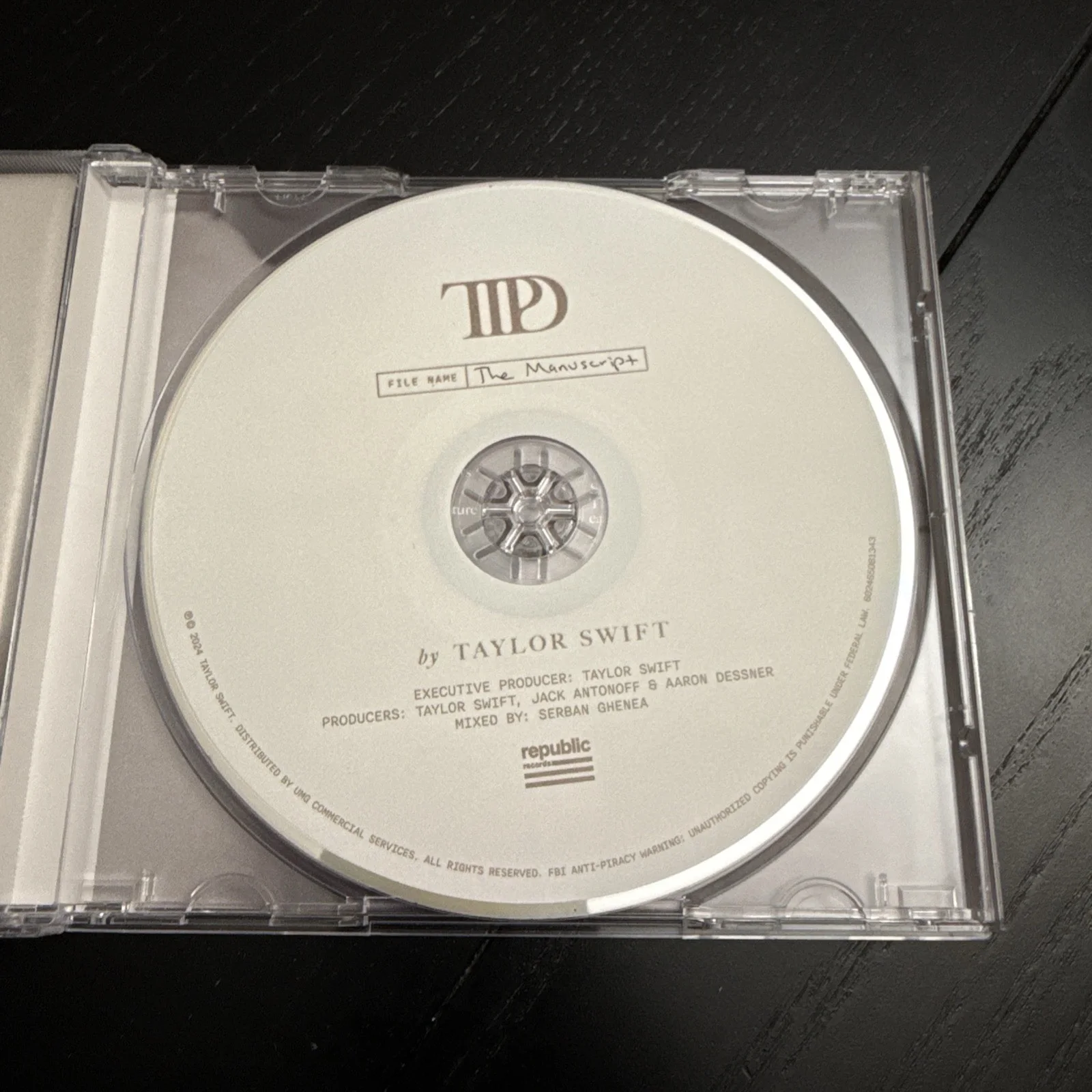 Taylor Swift The Tortured Poets Department CD SIGNED Insert TTPD, image 3