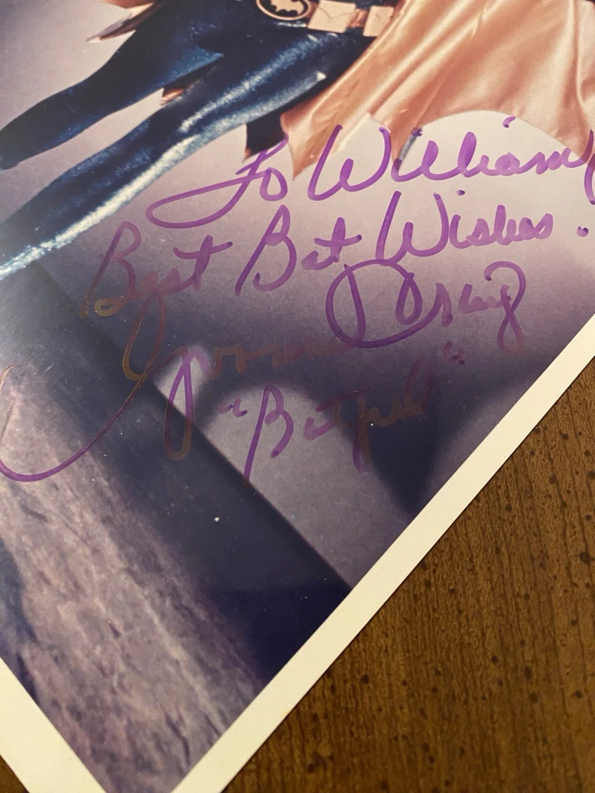 Yvonne Craig — Yvonne Craig Signed Autographed Batgirl Photo With COA Batman 66, изображение 3