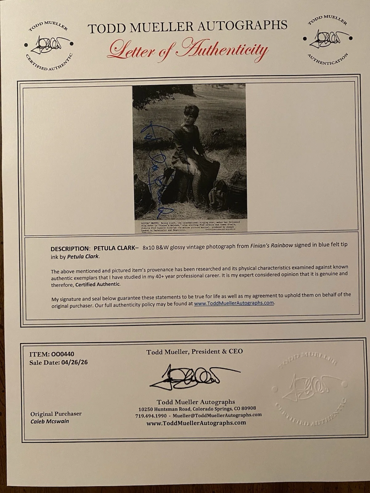 Petula Clark — Petula Clark Signed Autographed Vintage Photo With COA Finians Rainbow NICE, изображение 4