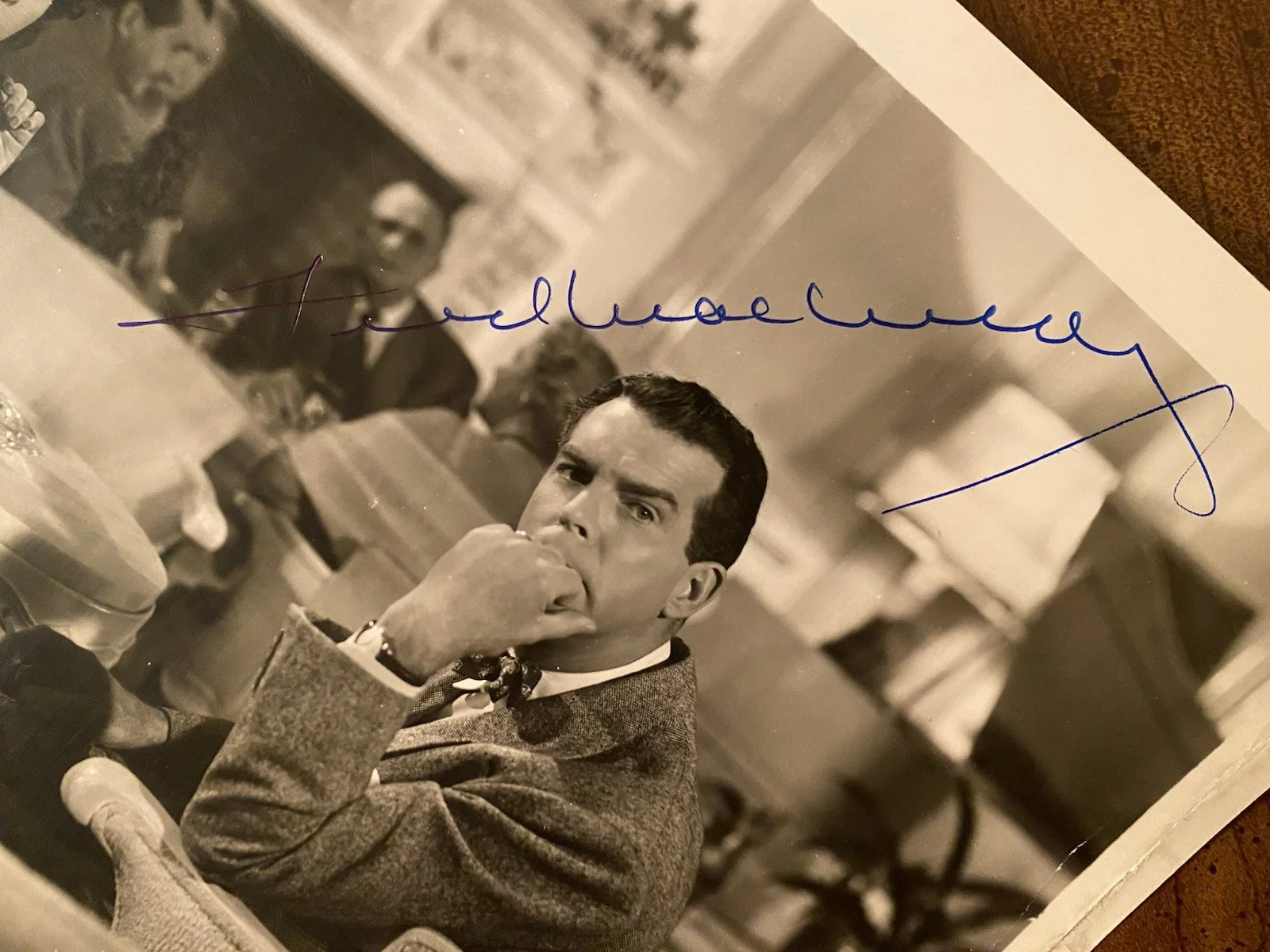 Fred MacMurray — Fred MacMurray Signed Autographed Vintage Photo w/ COA A Millionaire For Christy, image 2