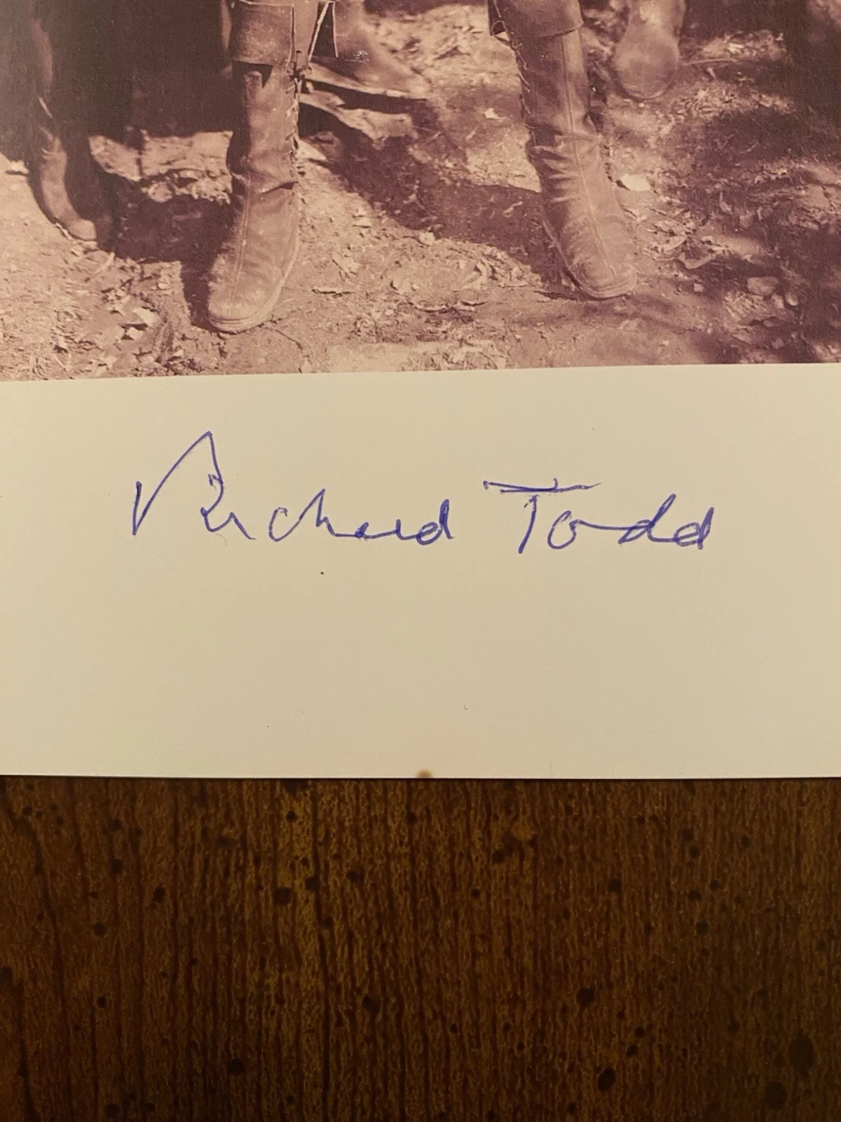 Richard Todd — Richard Todd Signed Autographed Photo With COA The Story Of Robin Hood Disney, изображение 2