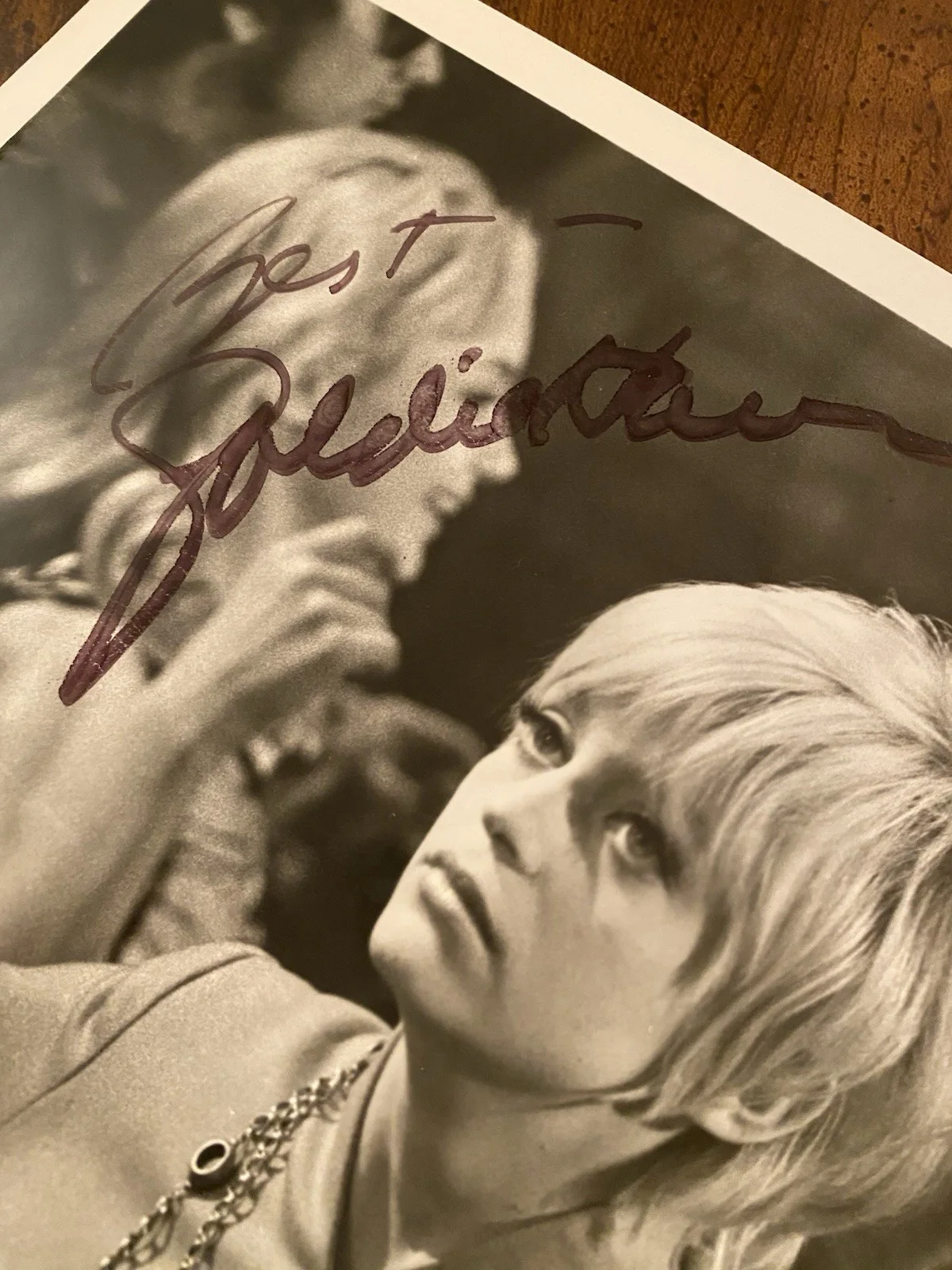 Goldie Hawn — Goldie Hawn Signed Autographed 8x10 Vintage Photo With COA Cactus Flower, изображение 3