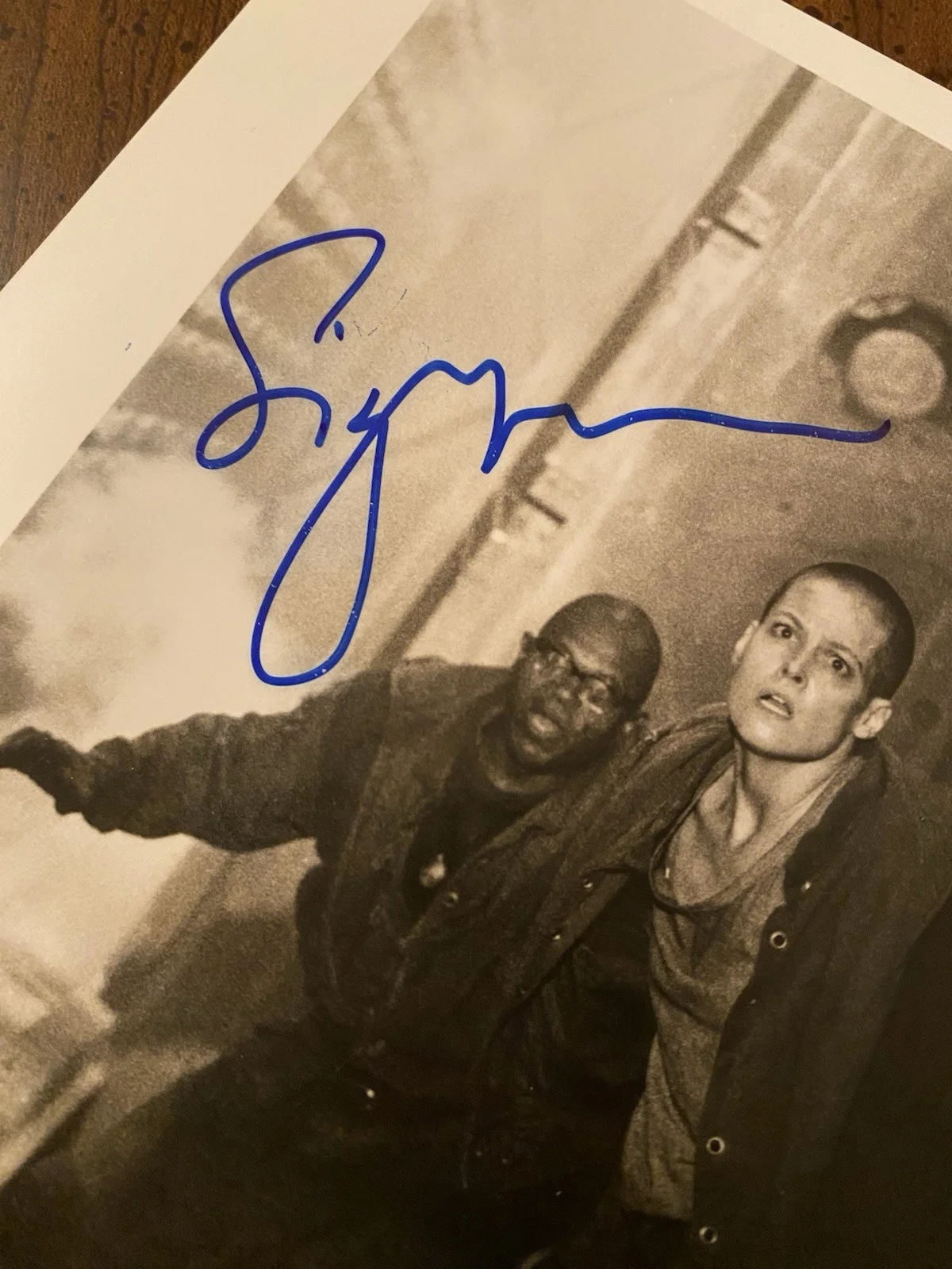 Sigourney Weaver — Sigourney Weaver Signed Autographed 8x10 Photo With COA Alien 3, изображение 3
