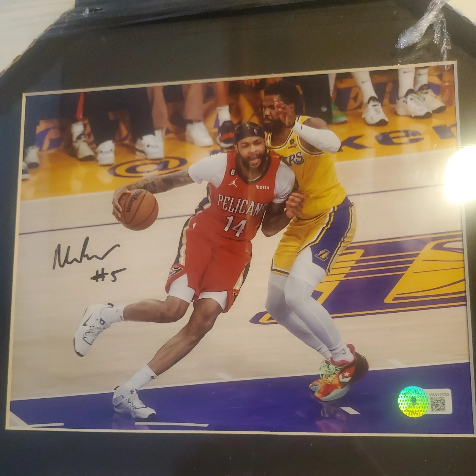 MALIK BEASLEY — MALIK BEASLEY SIGNED 8X10 PHOTO FRAMED - BECKETT WITNESSED, image 2