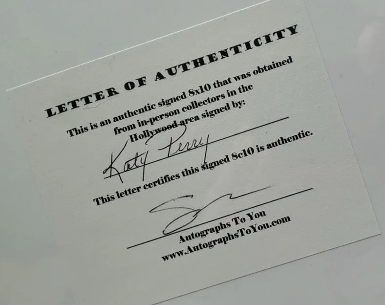 Katy Perry — Katy Perry Autographed 8x10 Original Photograph Signed, COA, image 2
